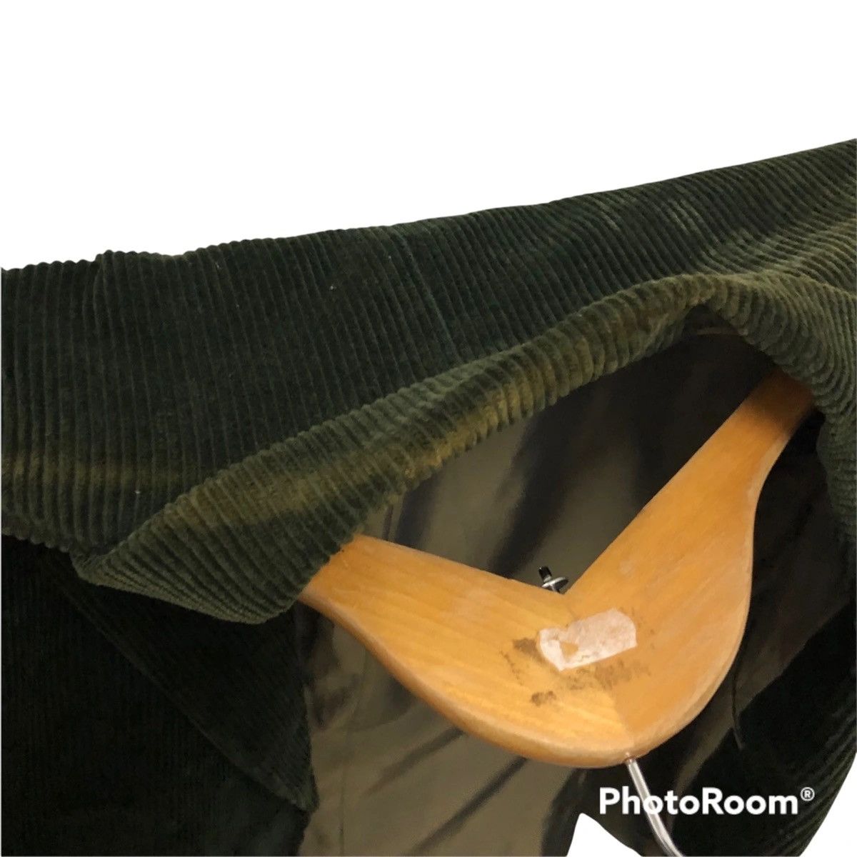 Burberry Offer Very Rare corduroy coat / blazer big logo fit like M Size US S / EU 44-46 / 1 - 21 Thumbnail