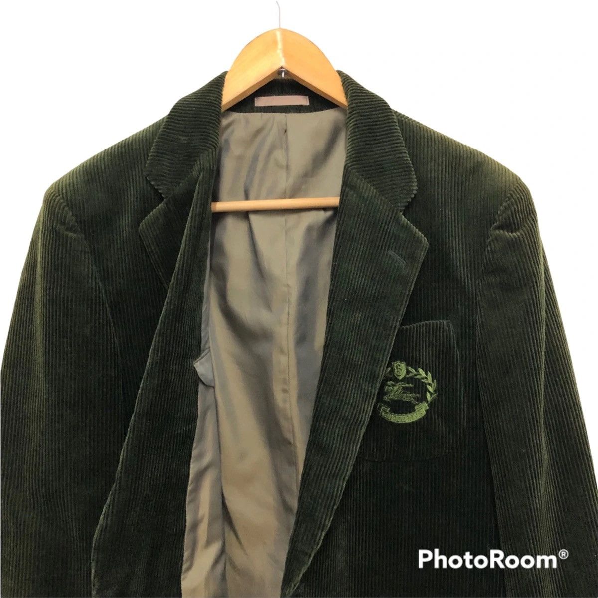 Burberry Offer Very Rare corduroy coat / blazer big logo fit like M Size US S / EU 44-46 / 1 - 5 Thumbnail