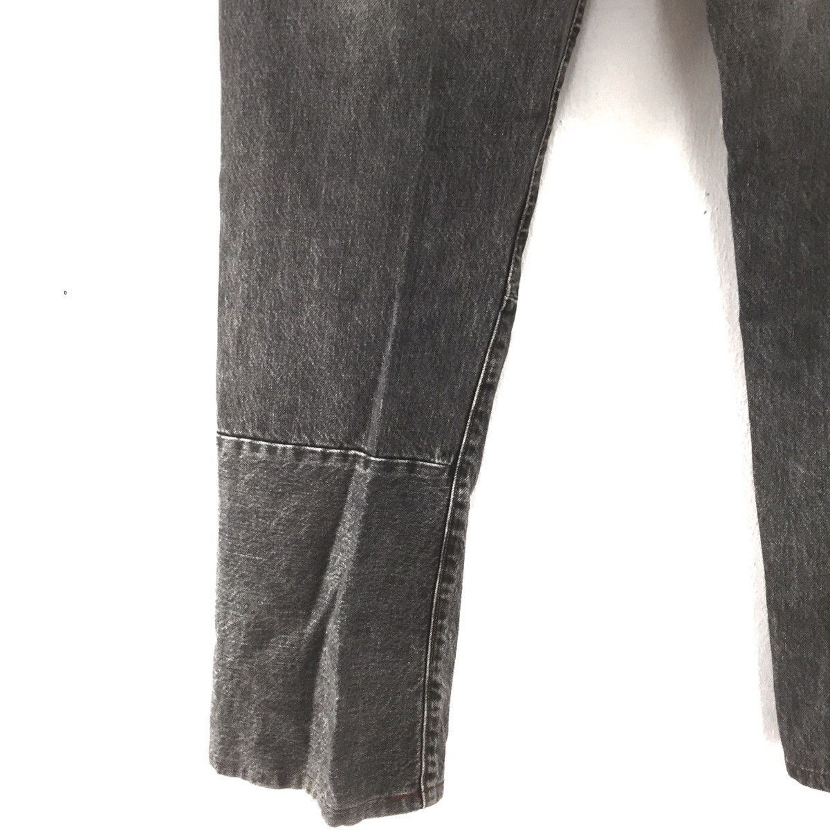 Japanese Brand Rare KARL HELMUT big logo jeans Size US 31 - 8 Thumbnail