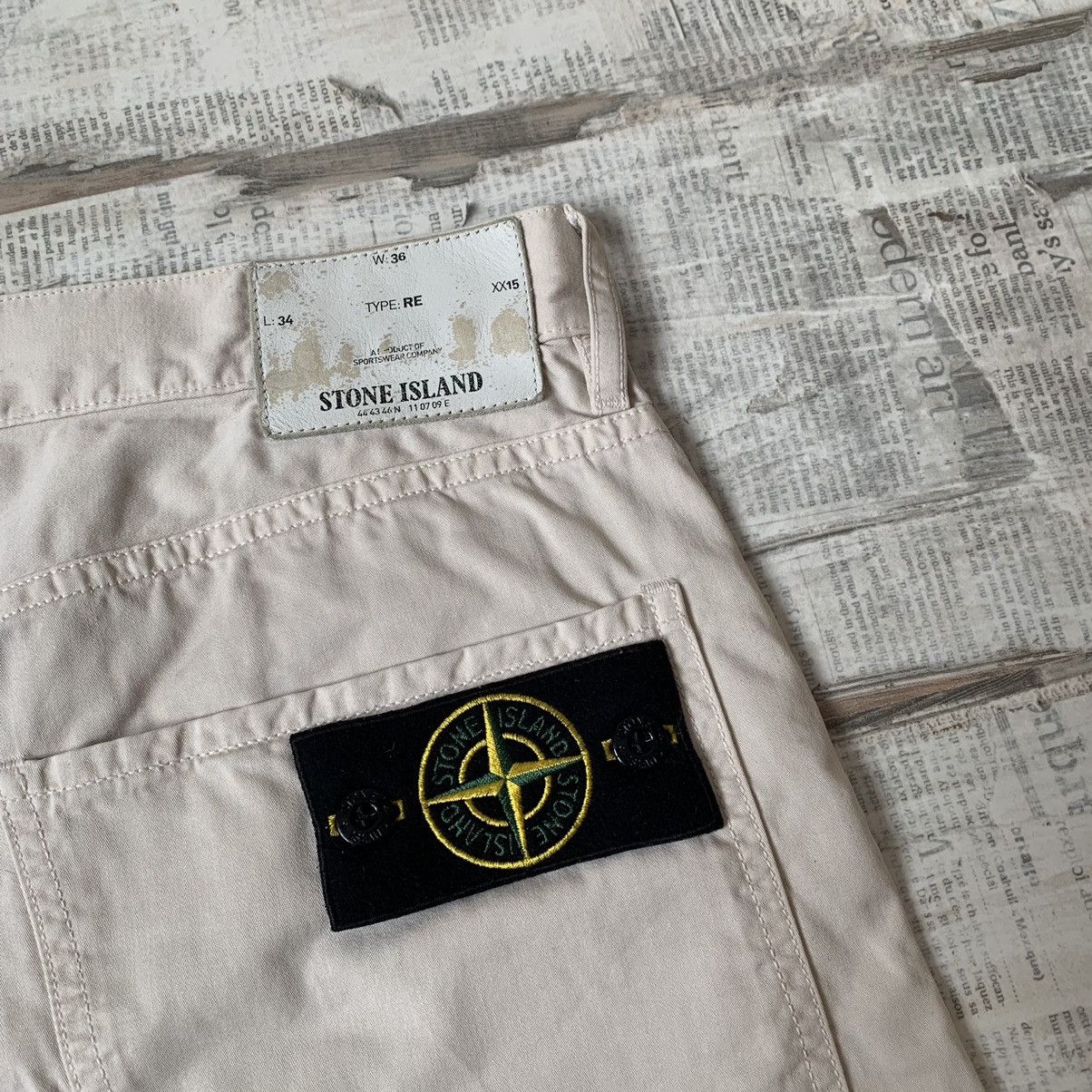 Stone Island Stone island shorts Size US 36 / EU 52 - 2 Thumbnail