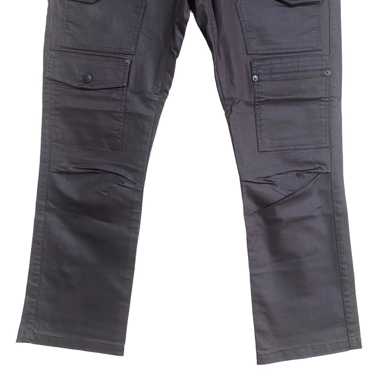 Von Dutch Von Dutch Coated Wax Cargo Cropped Pants Size US 31 - 8 Thumbnail