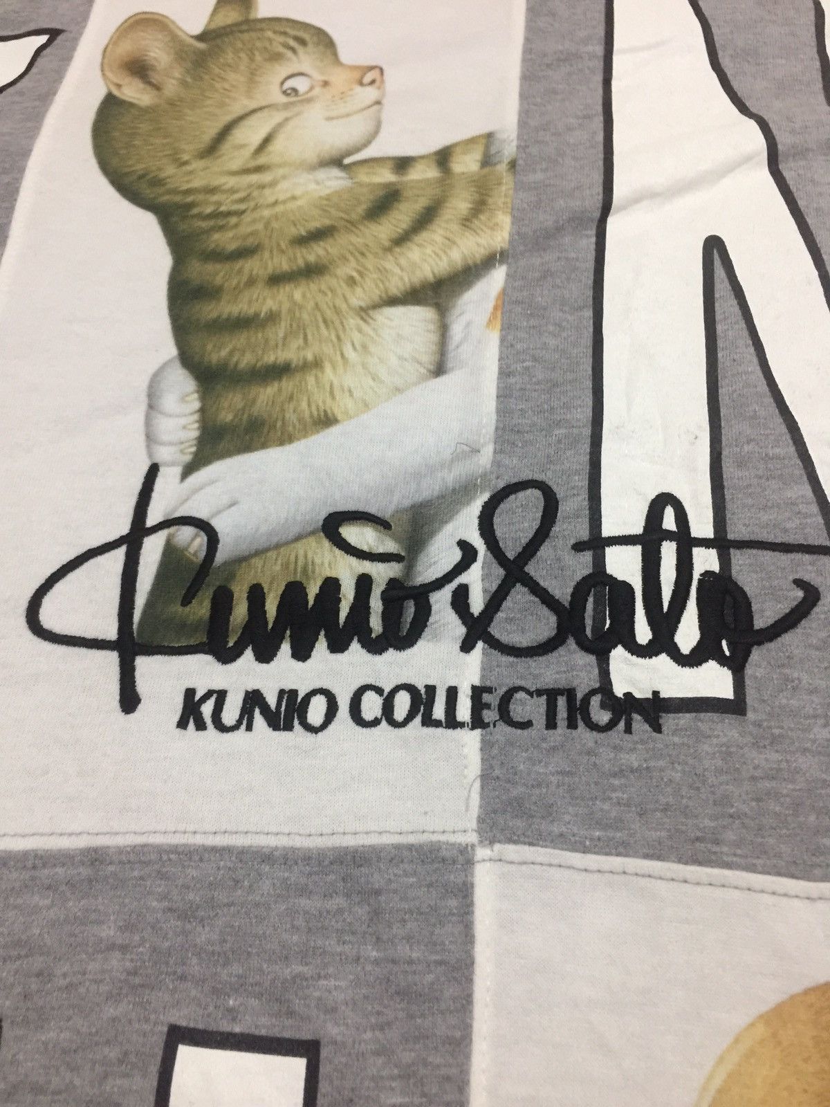 Designer × Japanese Brand Vintage Kunio Solo Collection All Over Print T-Shirt Size US L / EU 52-54 / 3 - 3 Thumbnail