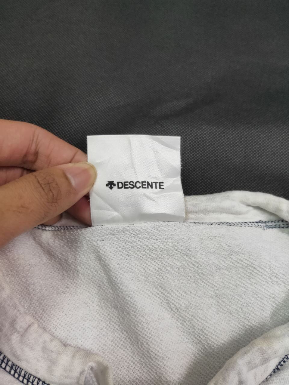 NCAA × Vintage VINTAGE NCAA COLLEGE BIG LOGO SWEATSHIRT BY DESCENTE JAPAN Size US L / EU 52-54 / 3 - 5 Thumbnail