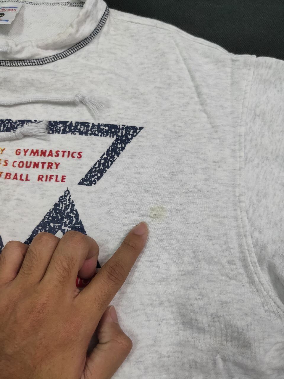 NCAA × Vintage VINTAGE NCAA COLLEGE BIG LOGO SWEATSHIRT BY DESCENTE JAPAN Size US L / EU 52-54 / 3 - 6 Thumbnail