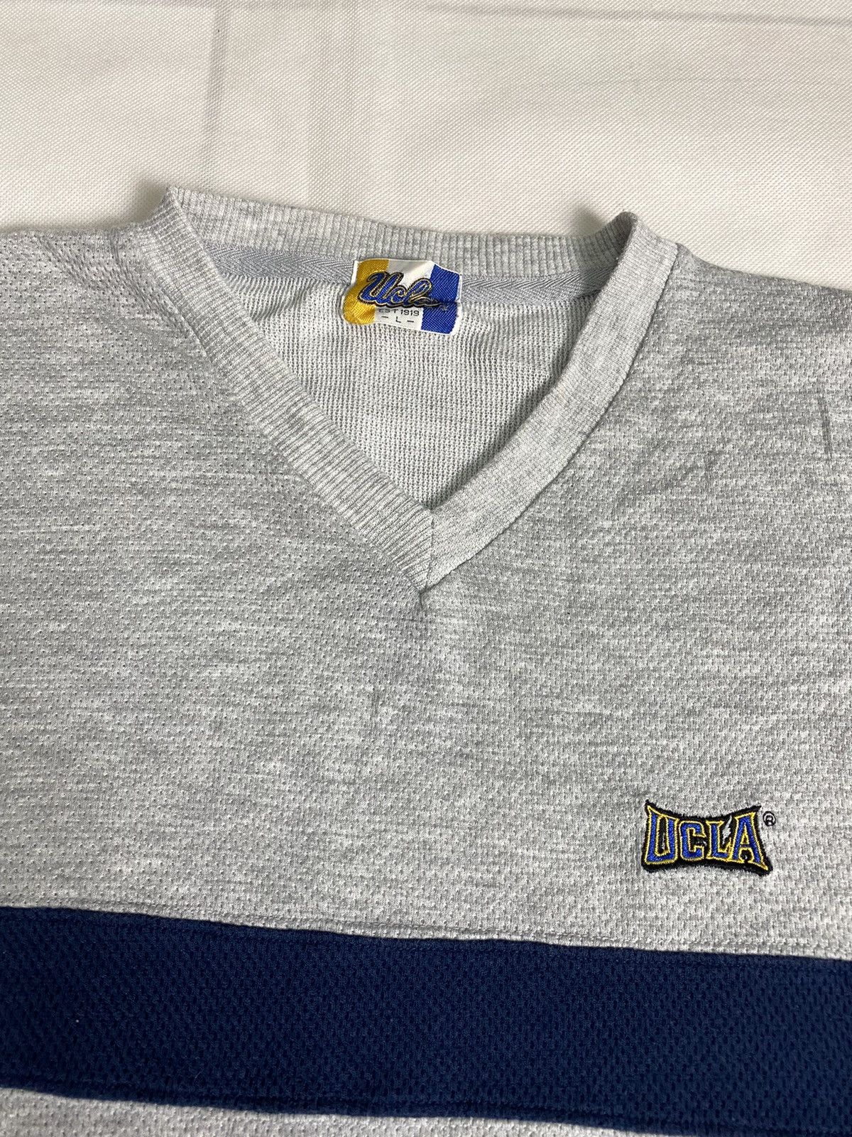 Vintage Vintage Ucla Sweatshirt Size US L / EU 52-54 / 3 - 3 Thumbnail