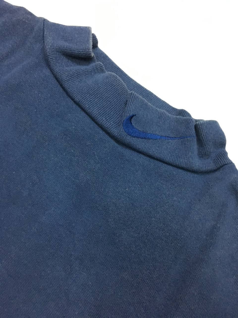 Nike × Vintage Vintage Nike Embroidered Swoosh Tee Size US M / EU 48-50 / 2 - 2 Thumbnail