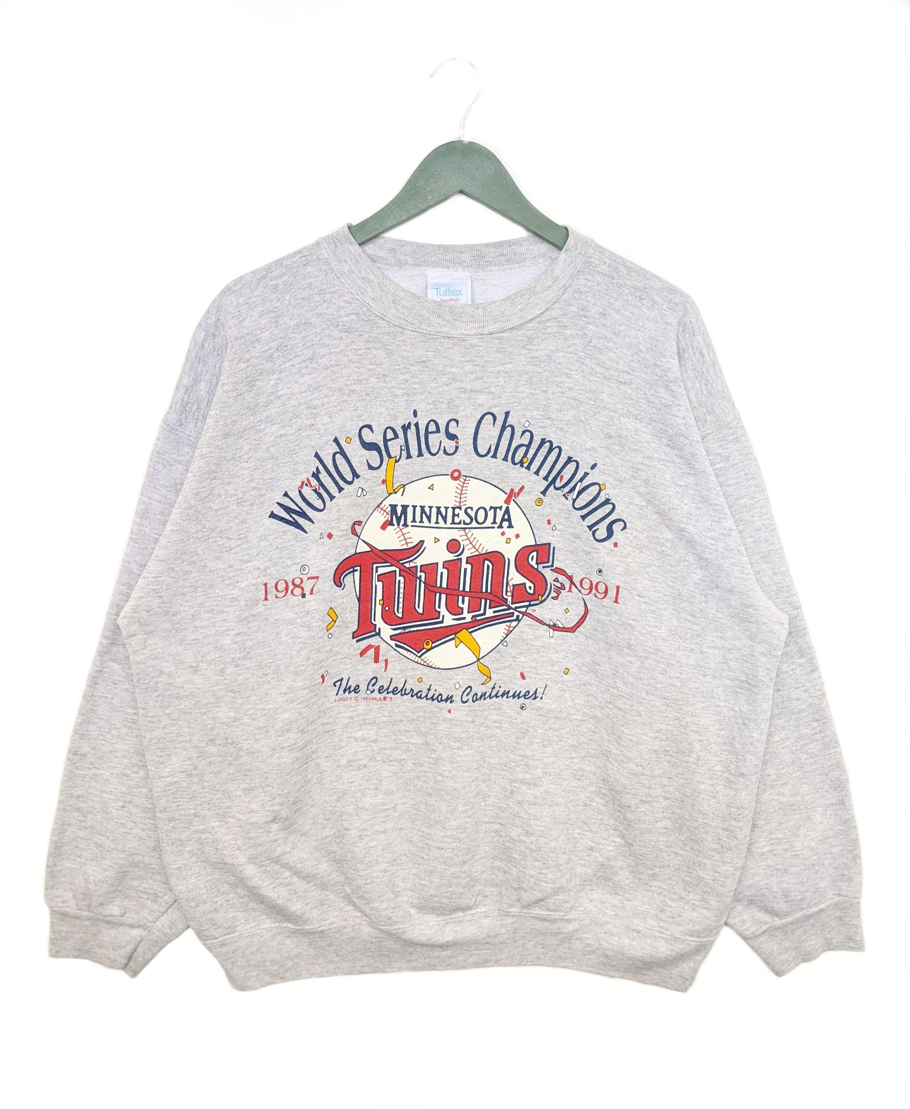 Image of Made In USA x Mlb 1991 Minnesota Twins World Series Champions Sweatshirt, Men's (Size 2XL)