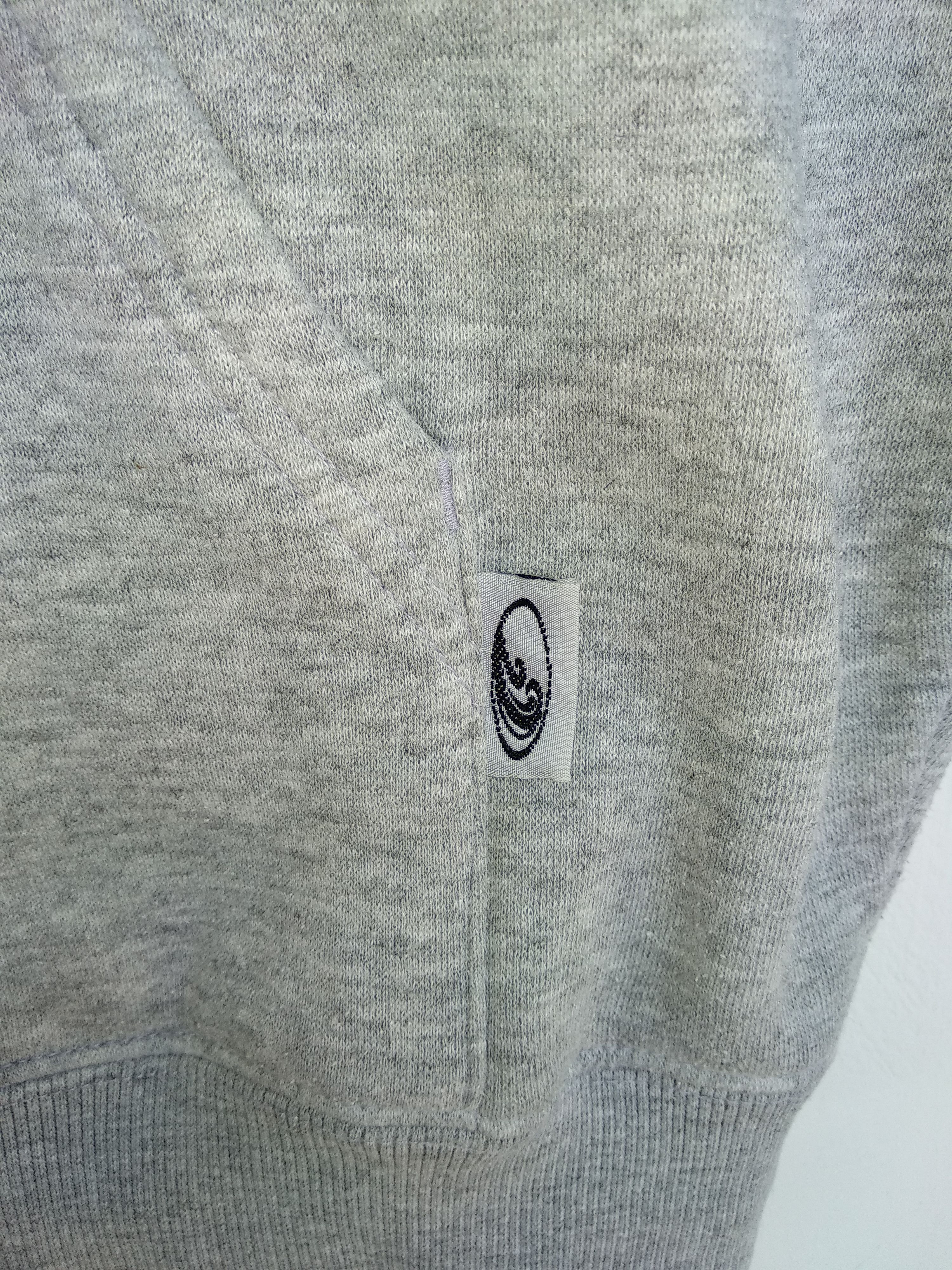 Other Vintage Kauai Boys Surfing Hoodie/Size L/Big Print Size US L / EU 52-54 / 3 - 3 Thumbnail