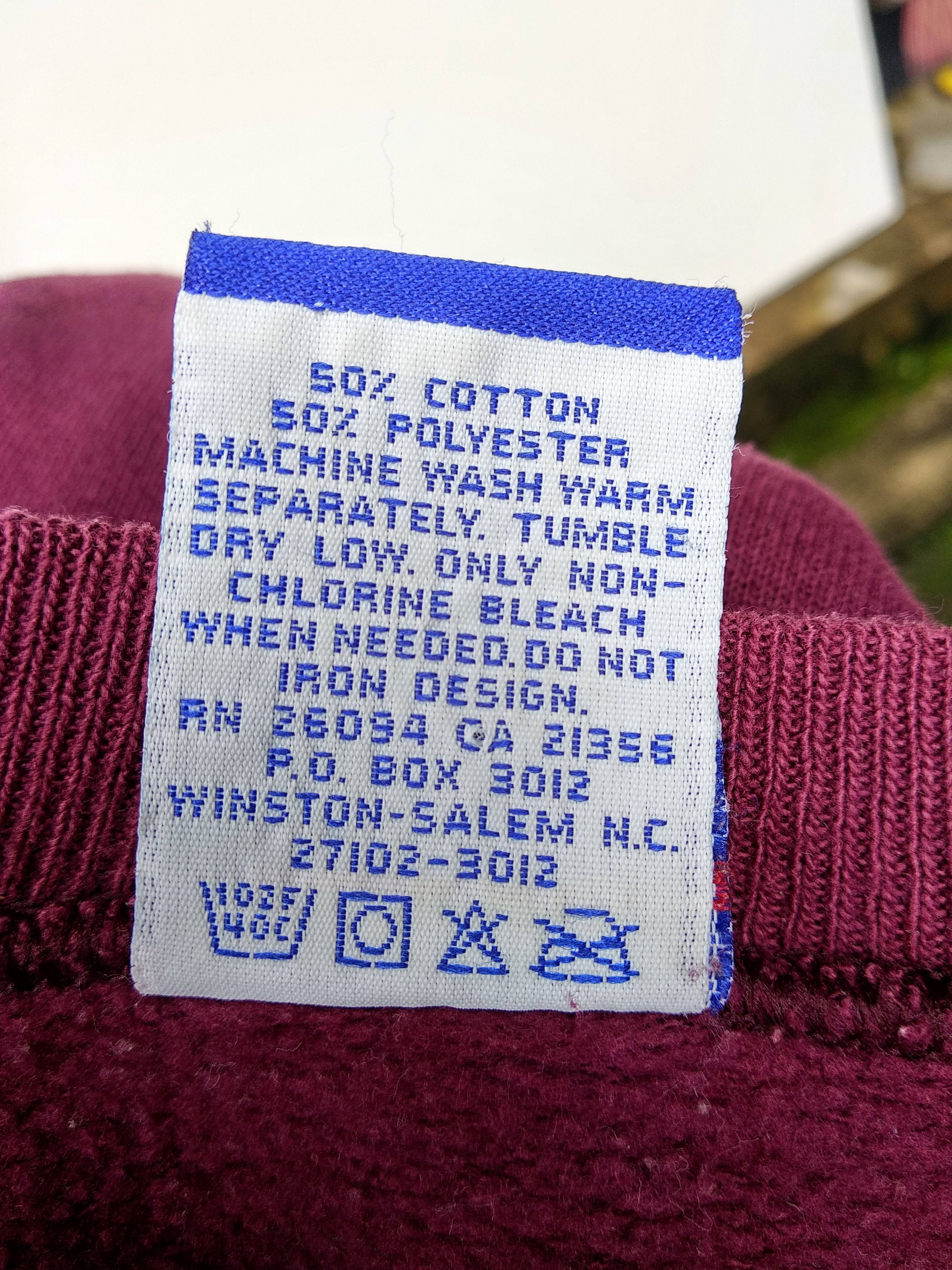 Champion × Vintage Vintage Champion MIT Sweatshirt/size L/Maroon Colour Size US L / EU 52-54 / 3 - 6 Thumbnail