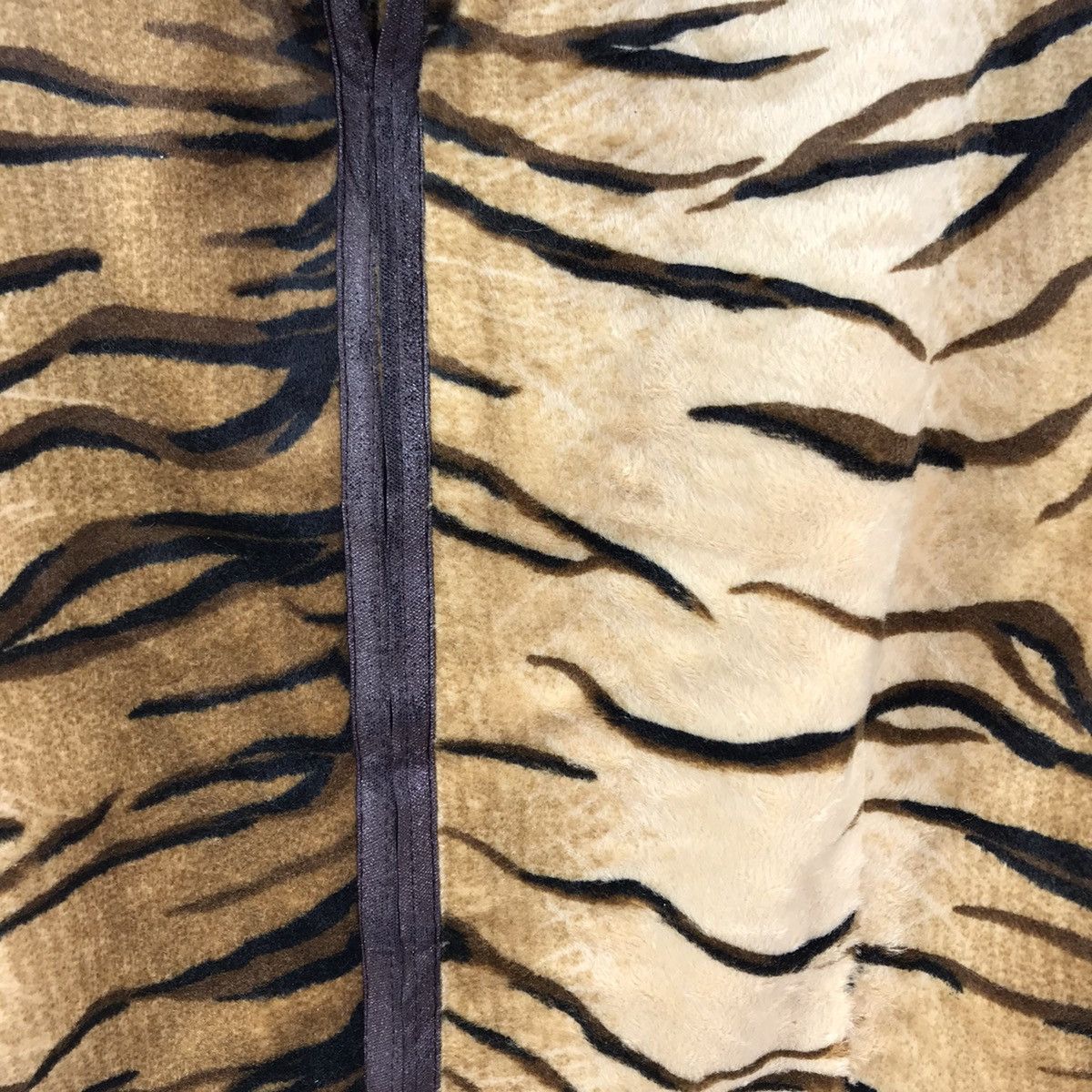Vintage YOU FAMILY Tiger Print Wool Blazer Coat Jacket Size XS / US 0-2 / IT 36-38 - 3 Thumbnail