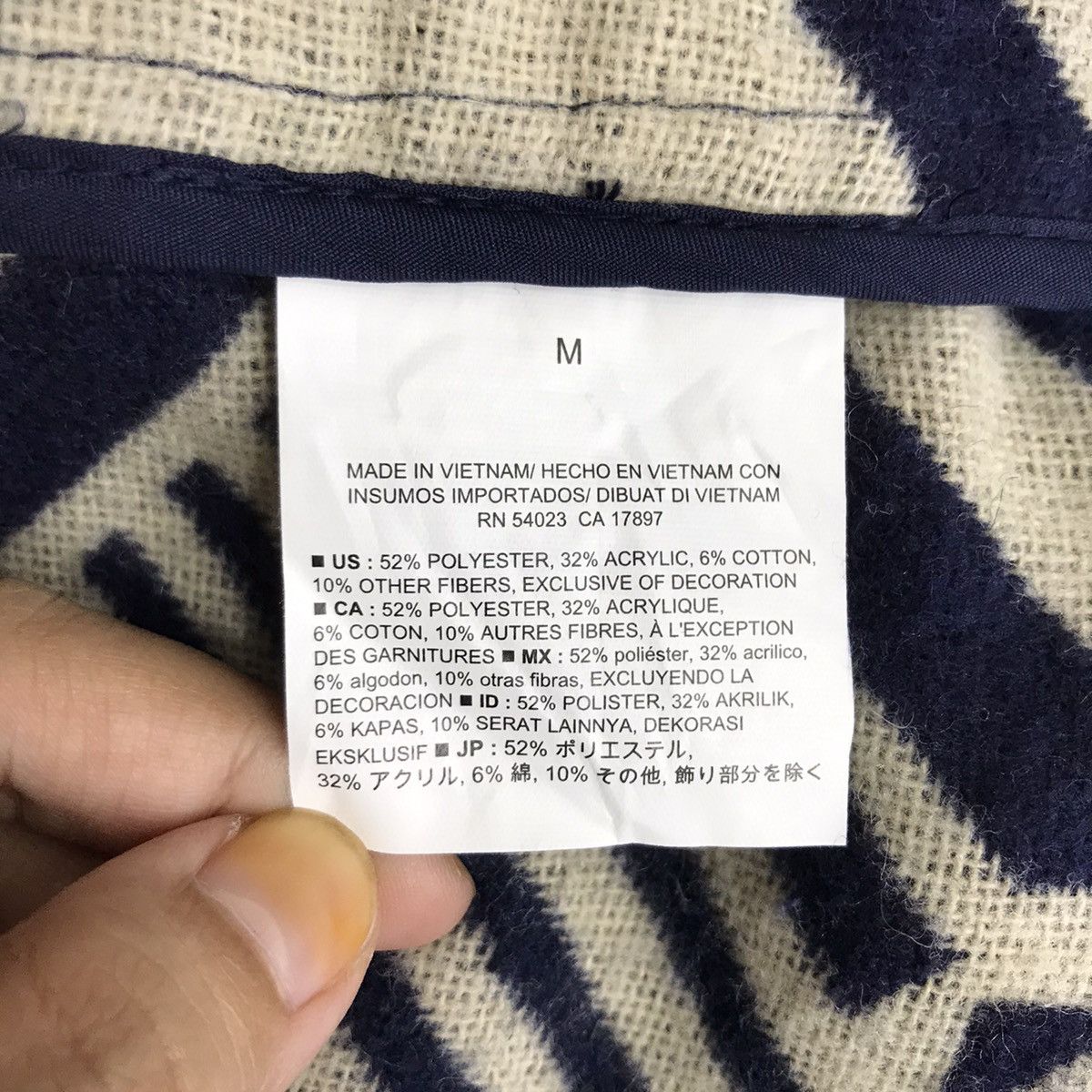 Old Navy OLD NAVY Native Navajo Aztec Overprint Cardigan Parka Size M / US 6-8 / IT 42-44 - 4 Thumbnail
