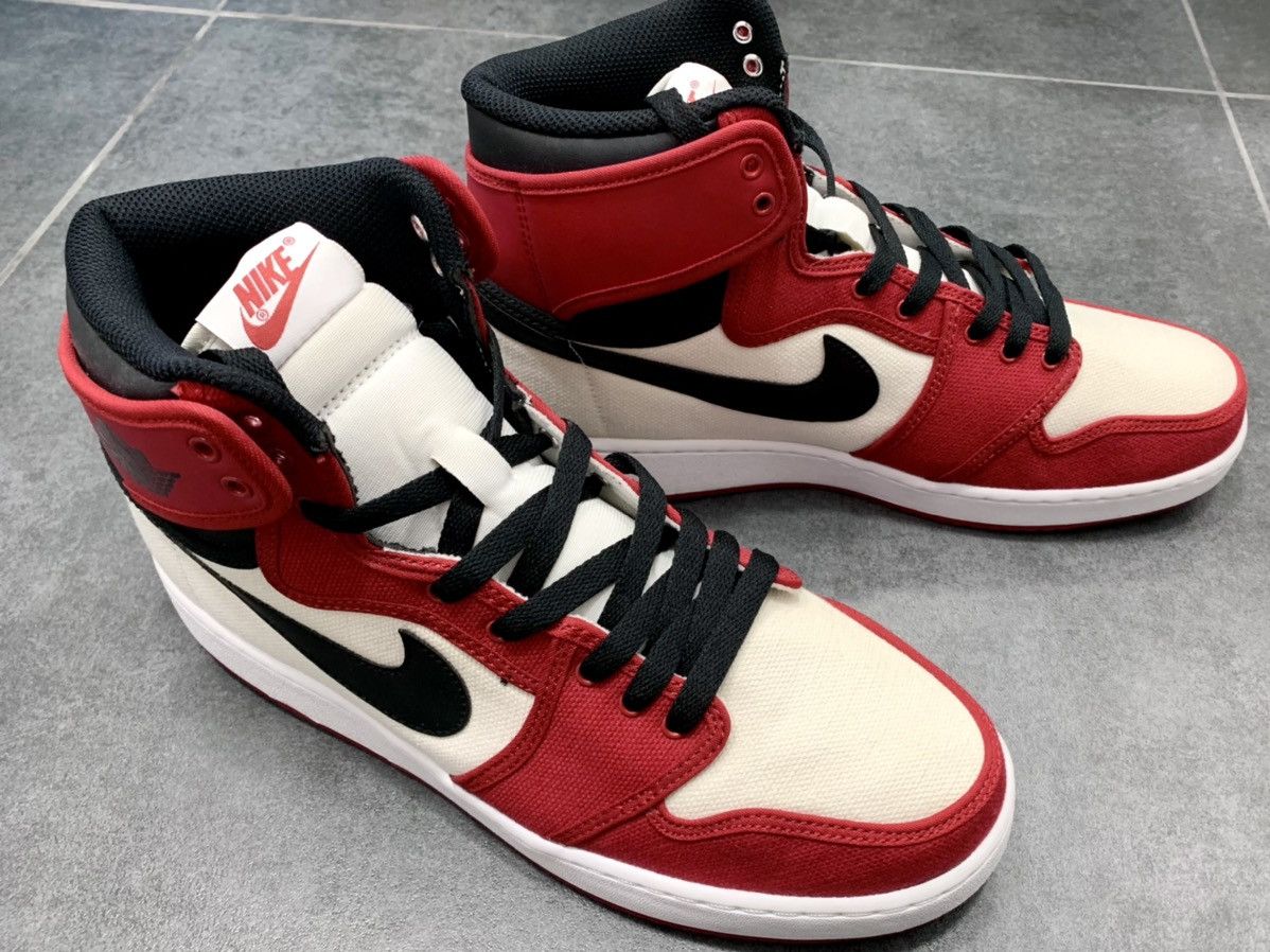 Nike Air Jordan 1 KO High AJKO 2014 Chicago Sneakers Size US 10 / EU 43 - 6 Thumbnail
