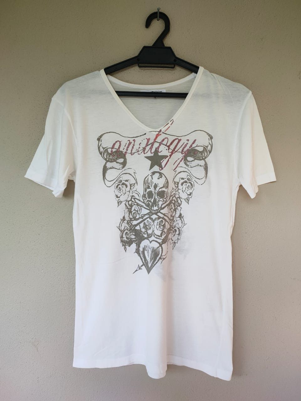 In The Attic Semantic Design Skull V Neck T Size US S / EU 44-46 / 1 - 1 Thumbnail