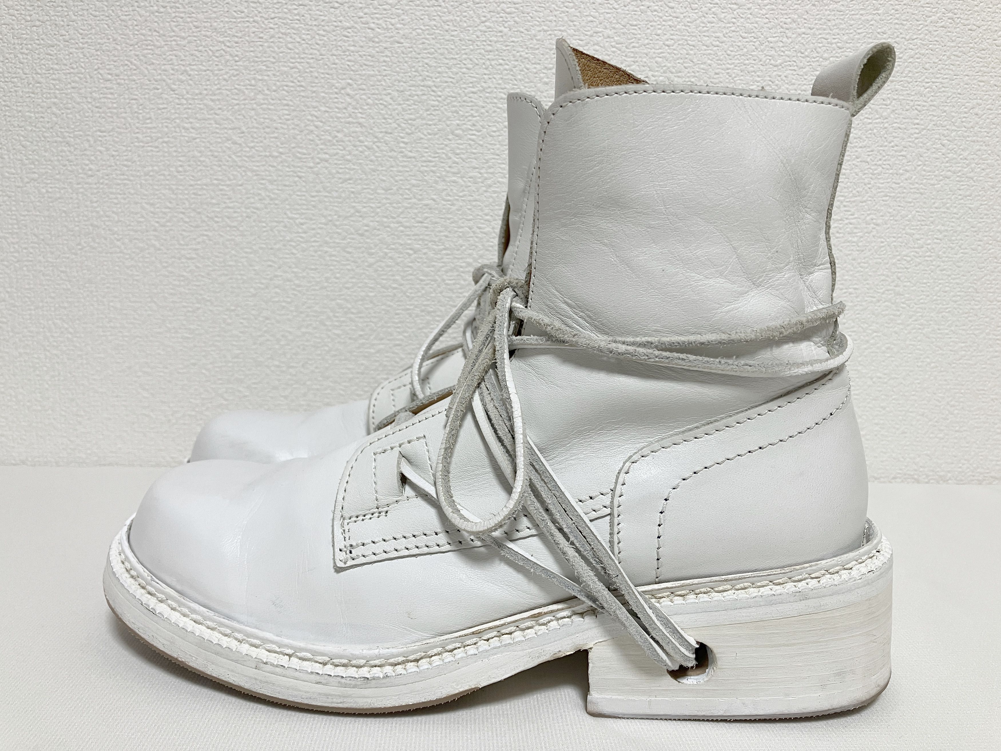 Dirk Bikkembergs Dirk Bikkembergs White Leather Lace boots 609 F 78 used 40 Size US 7.5 / EU 40-41 - 2 Thumbnail