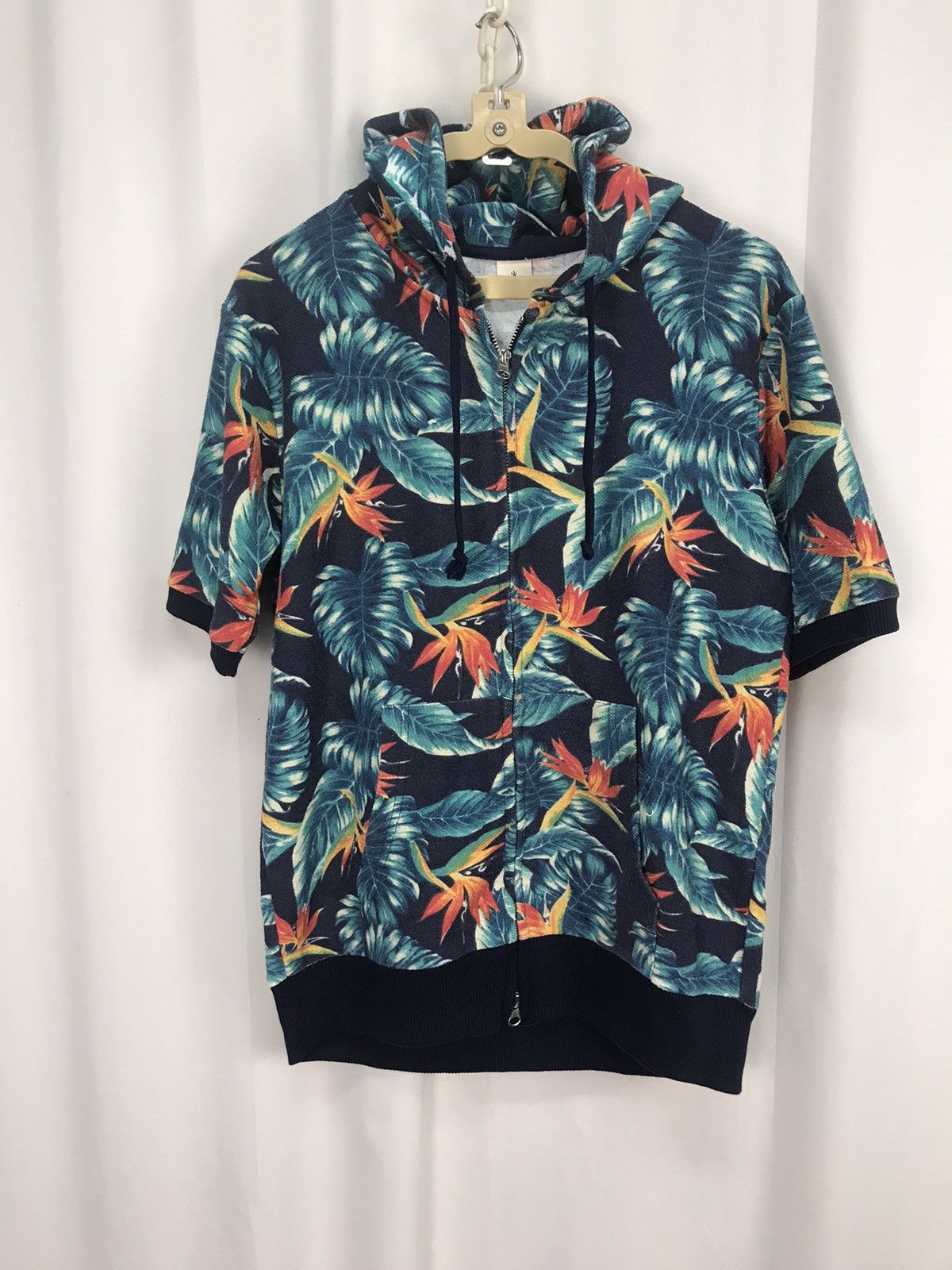 Japanese Brand Overprint short sleeve zipper hoodie Size US M / EU 48-50 / 2 - 6 Thumbnail