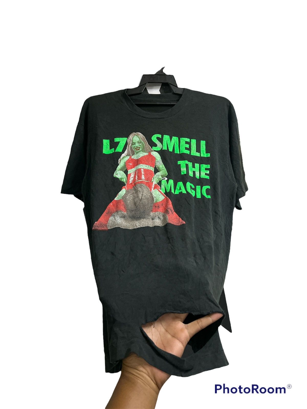 Band Tees × Vintage THRASHED VINTAGE 90’s GRUNGE L7 SMELL THE MAGIC TSHIRT Size US XL / EU 56 / 4 - 1 Thumbnail