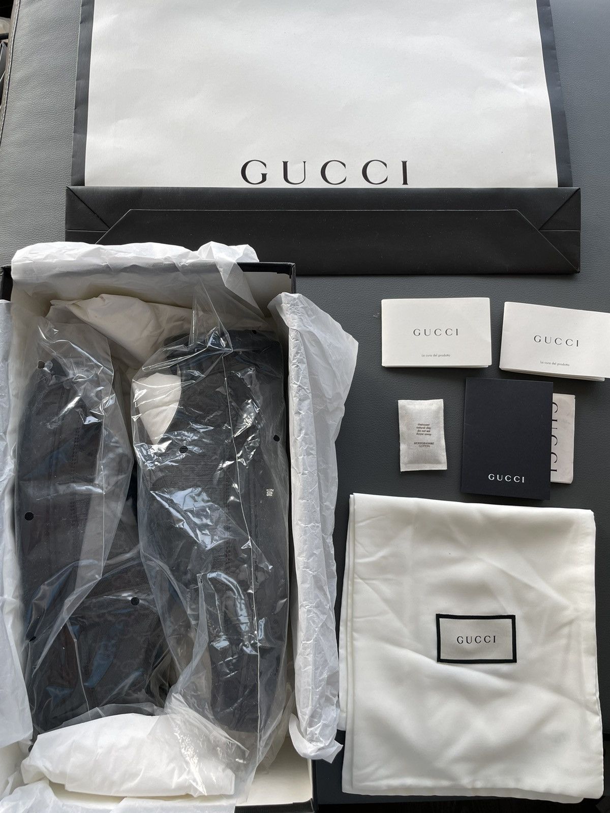 Gucci Rare Limited Edition Gucci Supreme Leather Low Top Sneakers Size US 9.5 / EU 42-43 - 12 Thumbnail