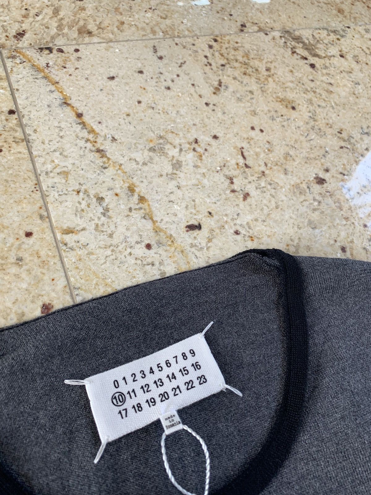 Maison Margiela Grey Knitwear With Black Trim Size US M / EU 48-50 / 2 - 5 Thumbnail