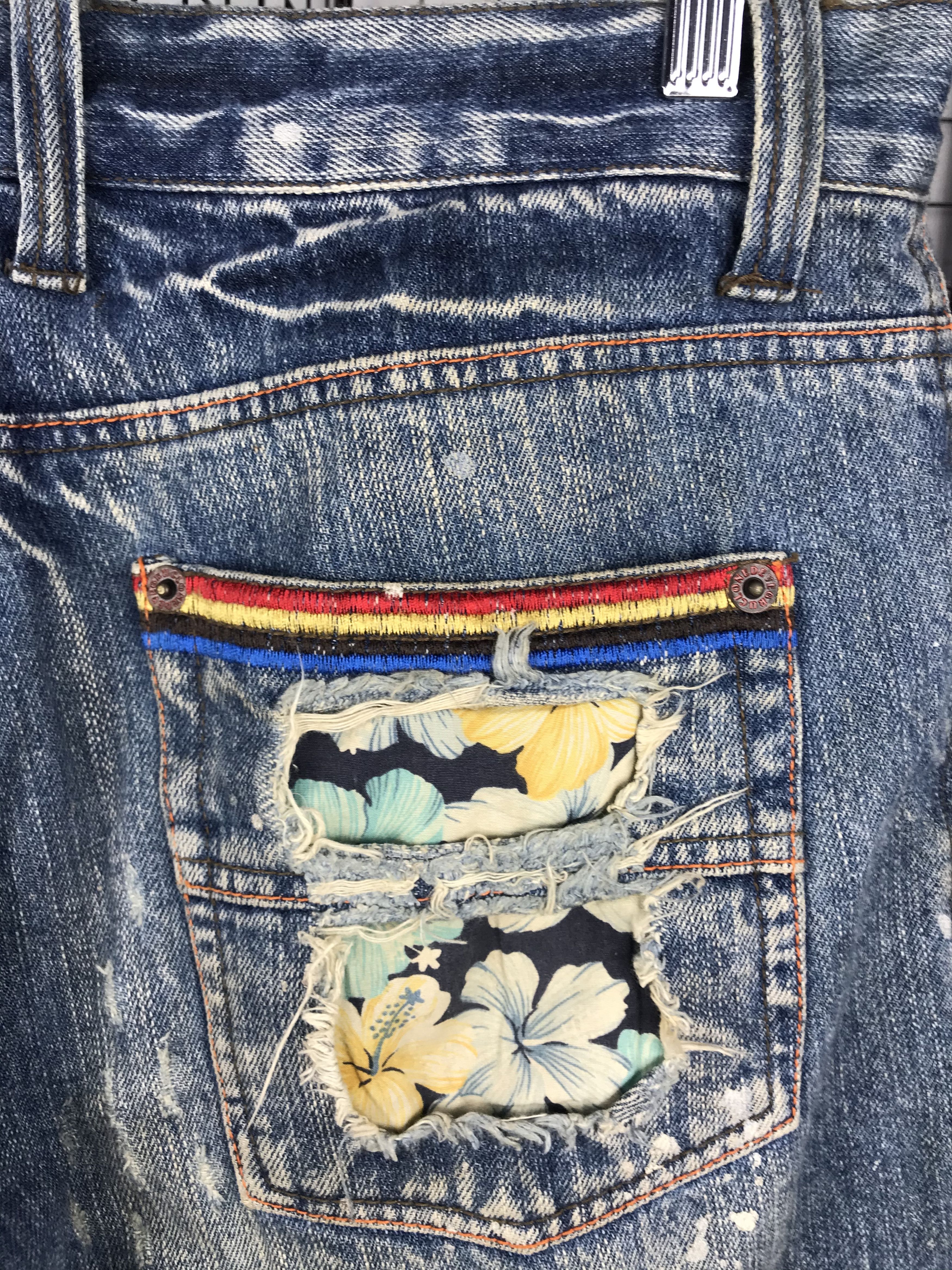 Japanese Brand Shortpants Rainbow Distressed Denim Size US 33 - 5 Thumbnail