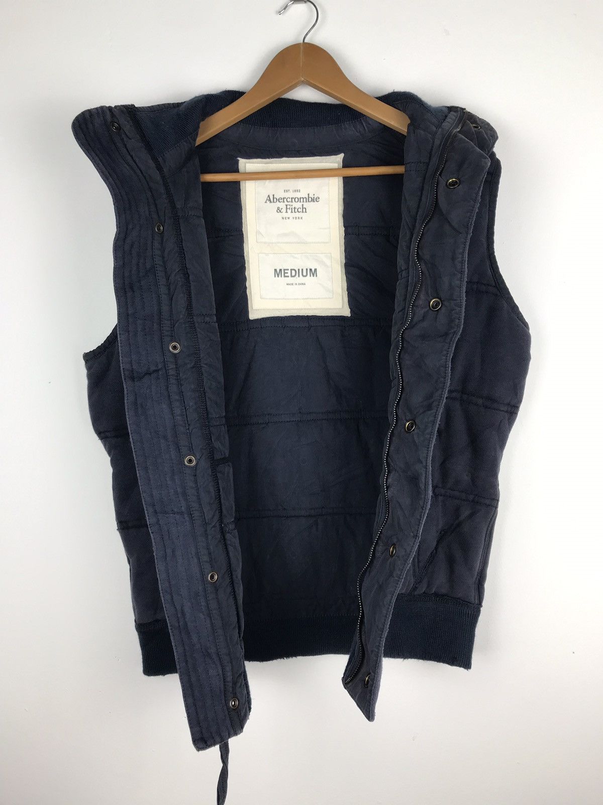 Abercrombie & Fitch Abercrombie & Fitch puffer vest Size US M / EU 48-50 / 2 - 3 Thumbnail