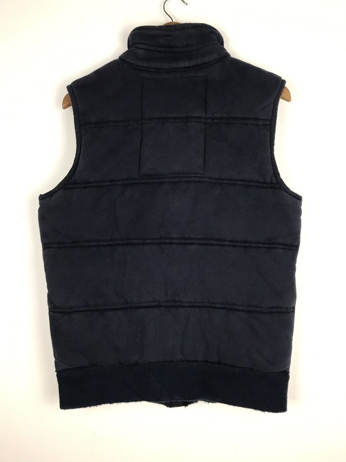 Abercrombie & Fitch Abercrombie & Fitch puffer vest Size US M / EU 48-50 / 2 - 2 Thumbnail