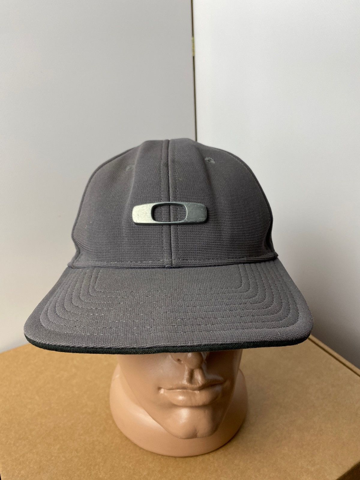Oakley × Vintage Vintage Oakley cap logo grey Size ONE SIZE - 1 Thumbnail