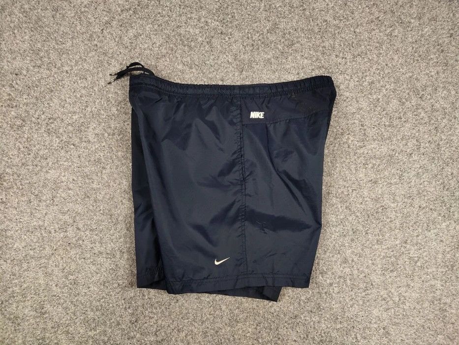 Nike Vintage Nike Shorts Blue Logo swoosh casual Y2K Streetwear Size US 36 / EU 52 - 4 Thumbnail