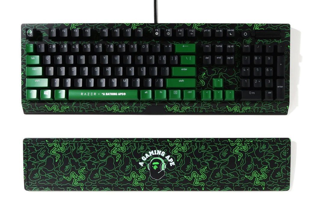 Bape Bape Razer Neon Camo Blackwidow V3 Size ONE SIZE - 2 Thumbnail