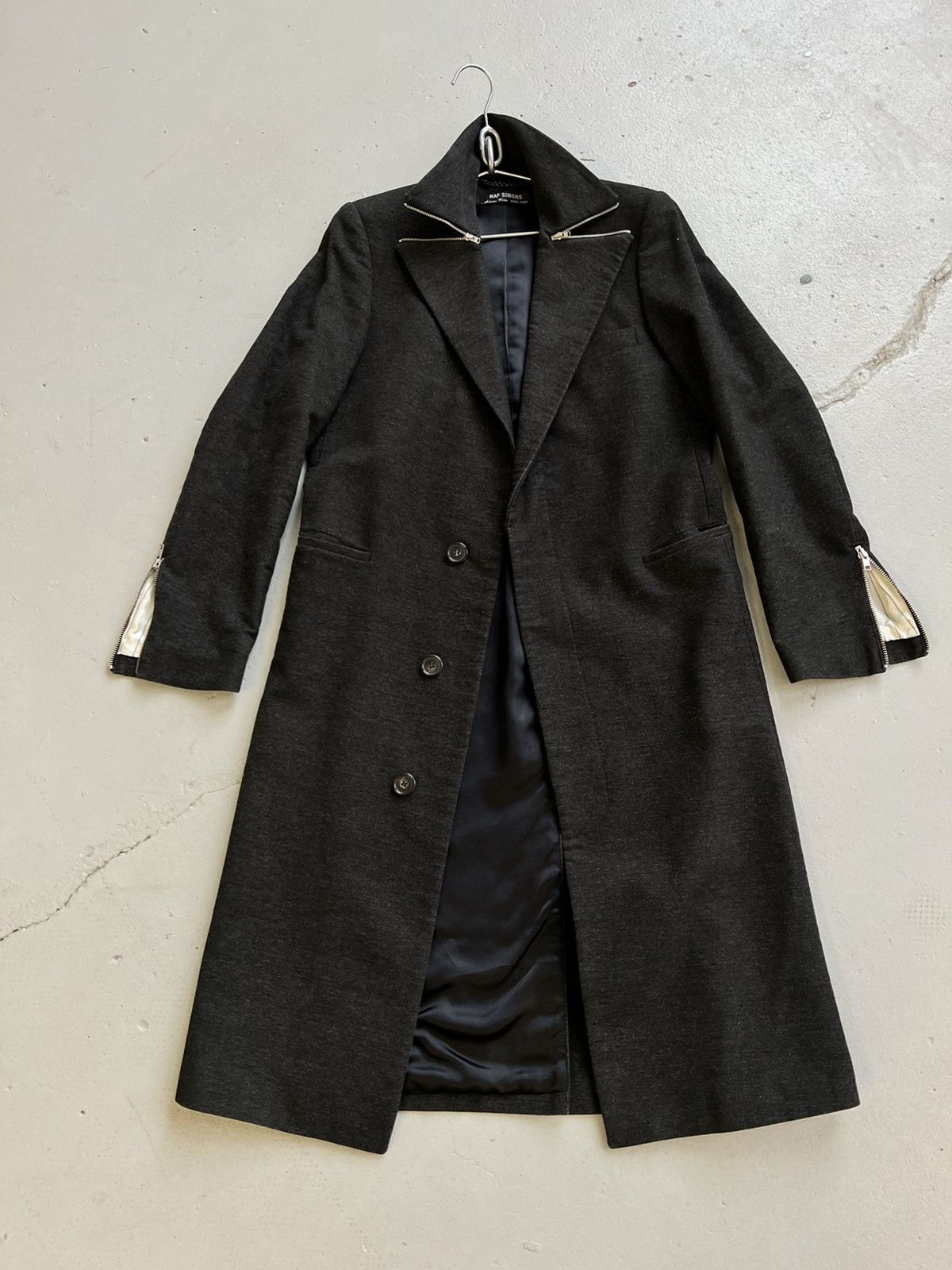 Raf Simons Raf Simons AW 98/99 RADIOACTIVITY runway zipper trench coat ...