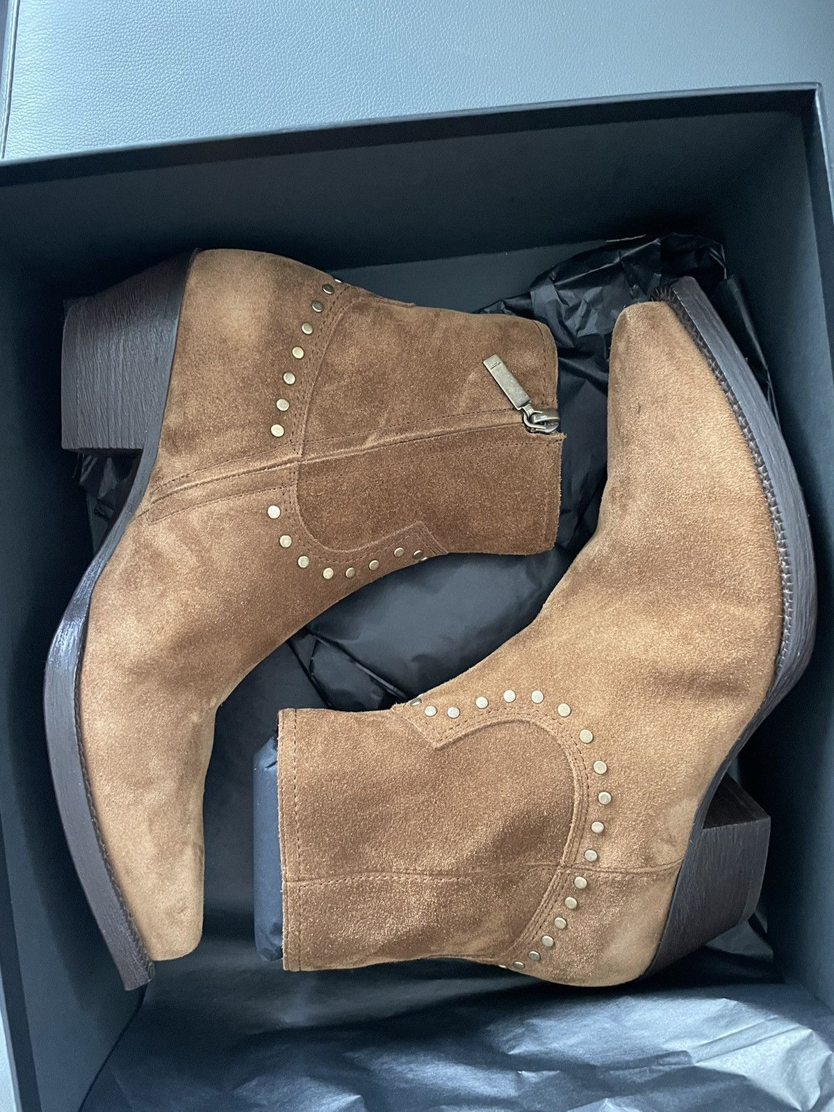 Hedi Slimane × Saint Laurent Paris × Yves Saint Laurent Rare Brand NEW Sold Out Suede Leather Studded Lukas Boots Size US 10.5 / EU 43-44 - 3 Thumbnail