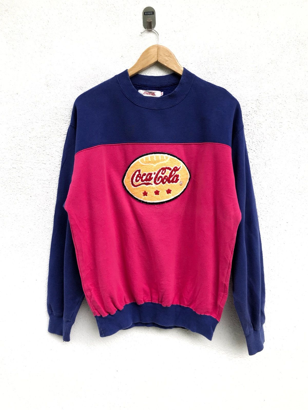 Coca Cola Vintage Coca Cola Colour Block Big Logo Crewneck Sweatshirt Size US M / EU 48-50 / 2 - 2 Thumbnail