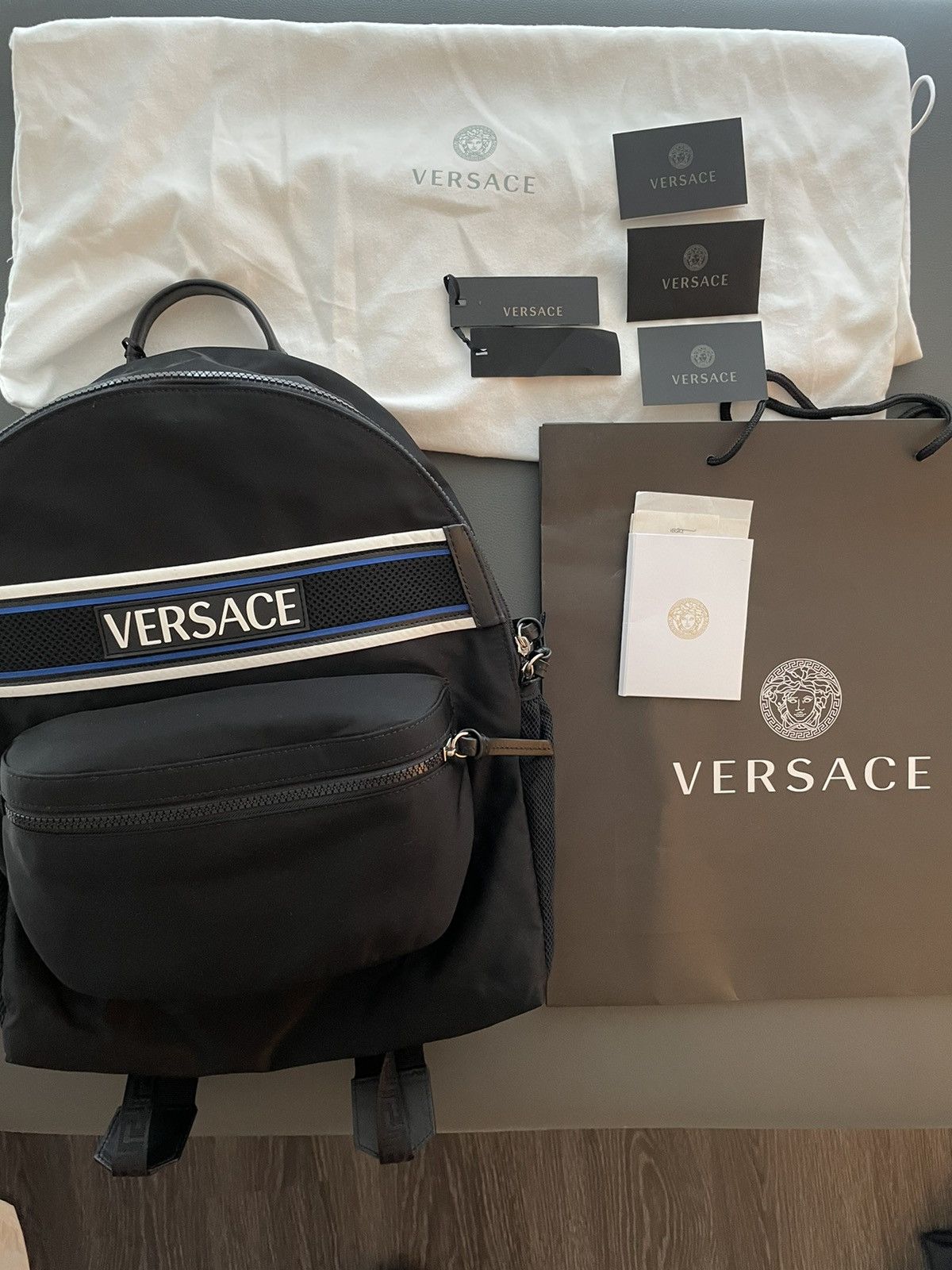 Versace New Super Runway Limited Edition Versace Logo Backpack Bag Size ONE SIZE - 2 Thumbnail