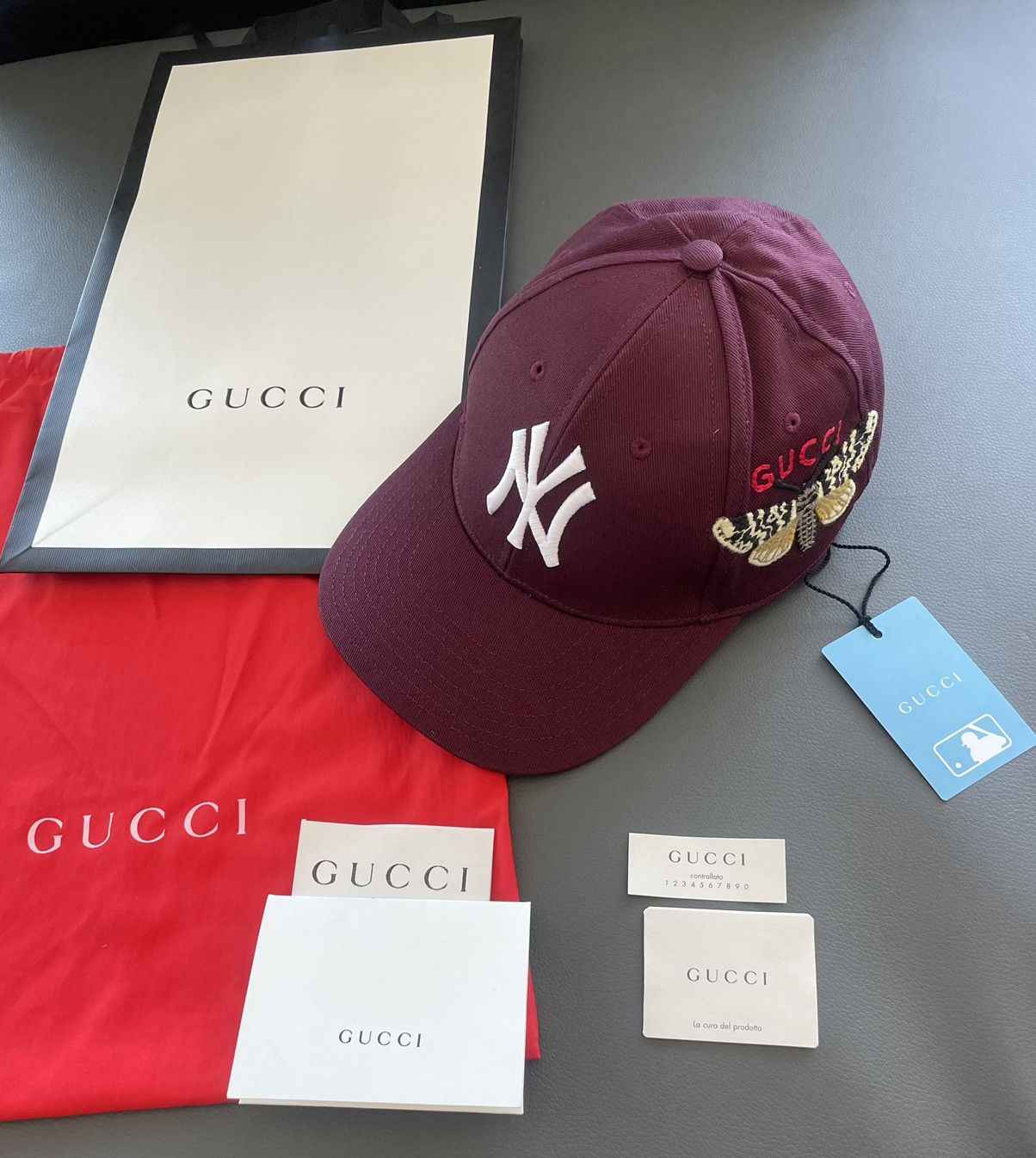 Gucci × New York Yankees LimitedEdition BrandNEW Super Rare Gucci x Yankees Logo Hat Size ONE SIZE - 1 Thumbnail
