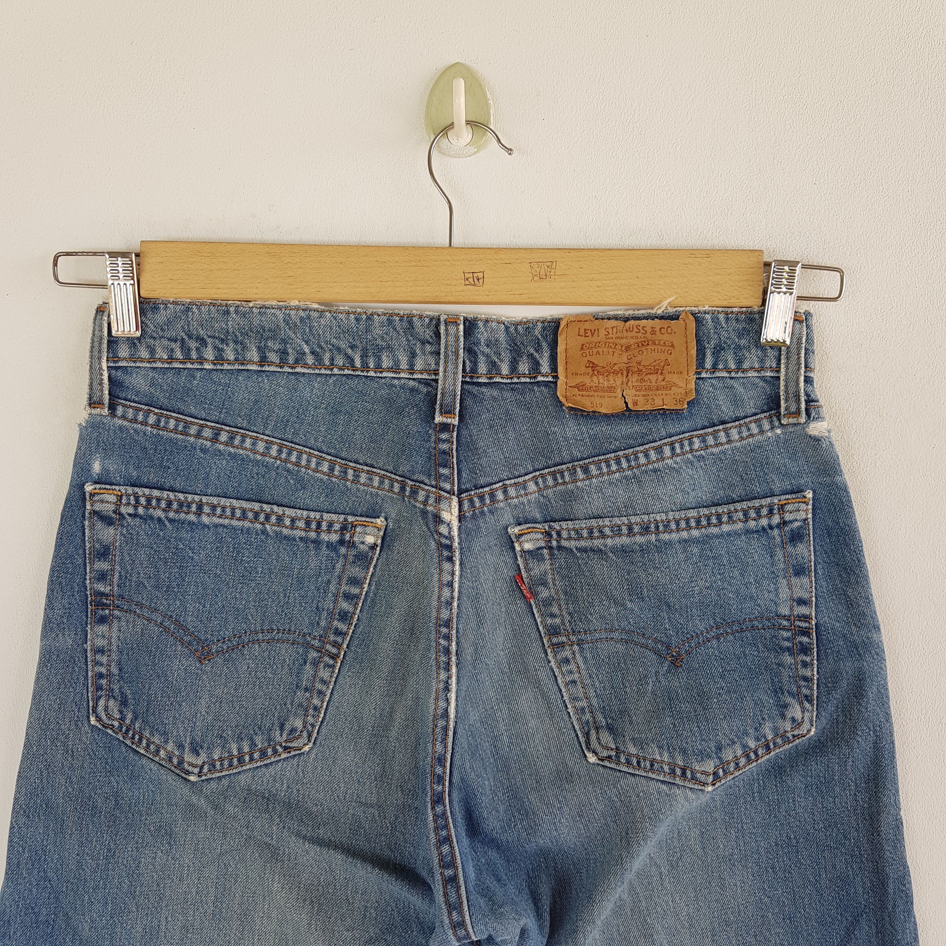Jean × Levi's × Vintage Vintage Levis Jeans Distressed Levi's 519 Faded Wash Denim Size US 32 / EU 48 - 5 Thumbnail