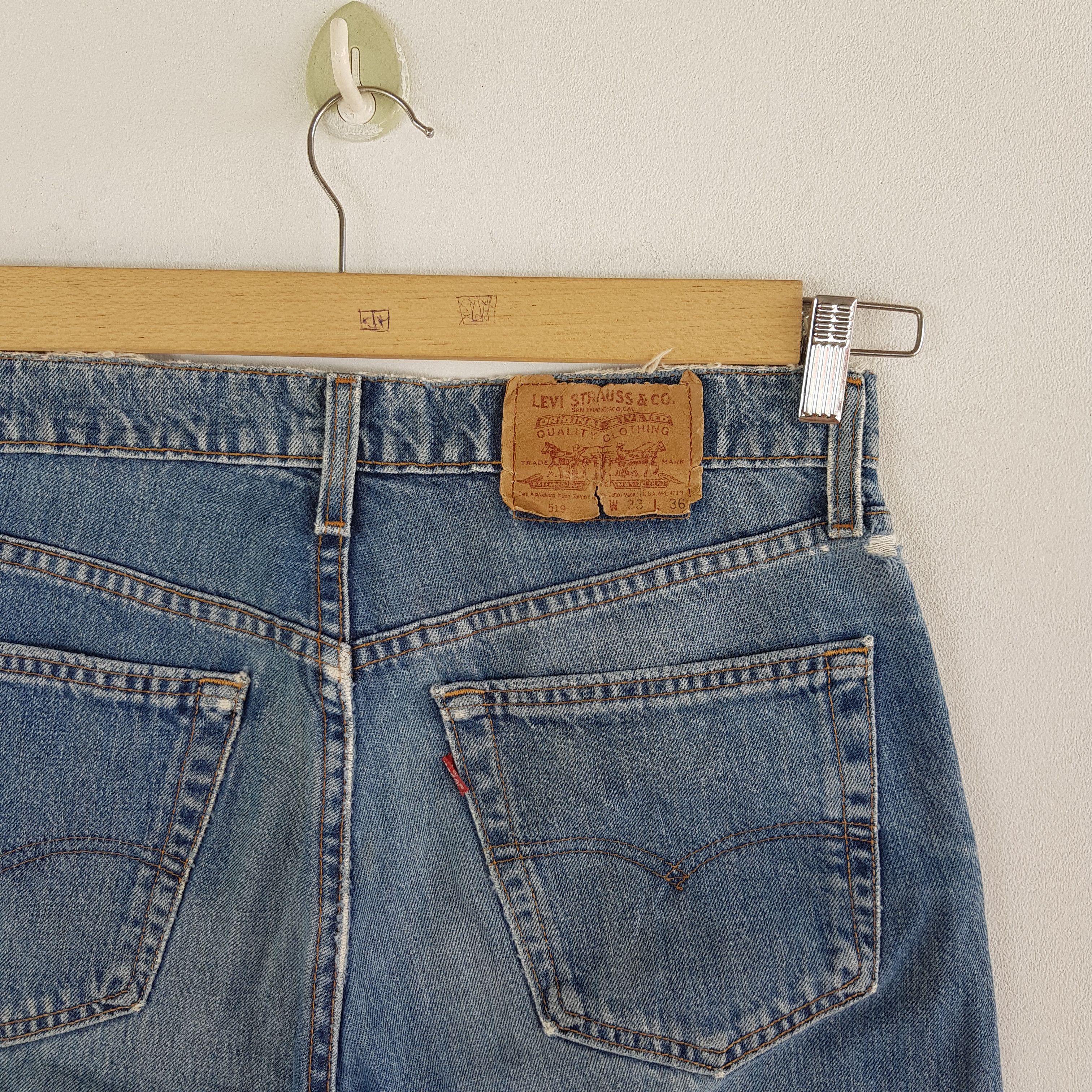Jean × Levi's × Vintage Vintage Levis Jeans Distressed Levi's 519 Faded Wash Denim Size US 32 / EU 48 - 7 Thumbnail