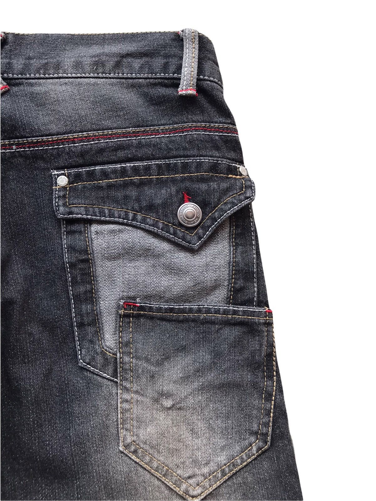 Japanese Brand UNBRANDED JAPAN Patchwork Multi-Pocket Distressed Jeans Size US 31 - 8 Thumbnail