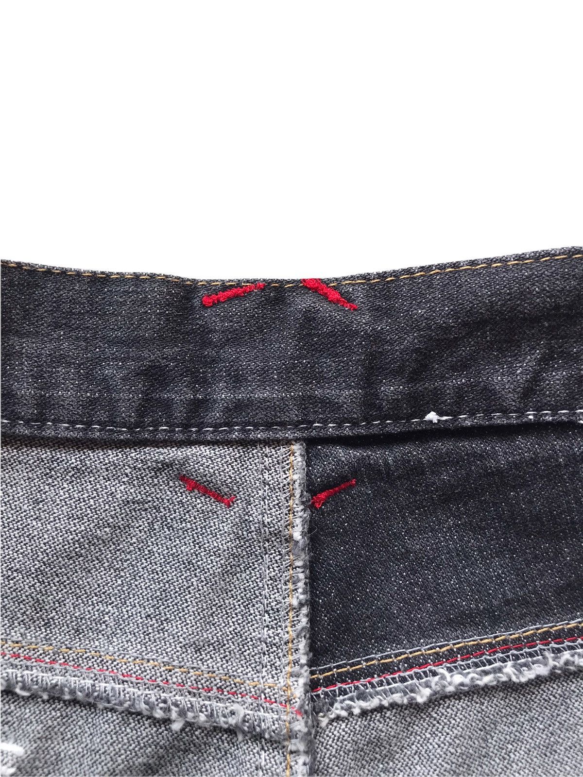 Japanese Brand UNBRANDED JAPAN Patchwork Multi-Pocket Distressed Jeans Size US 31 - 5 Thumbnail