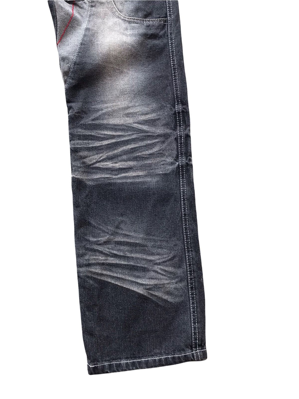Japanese Brand UNBRANDED JAPAN Patchwork Multi-Pocket Distressed Jeans Size US 31 - 11 Thumbnail