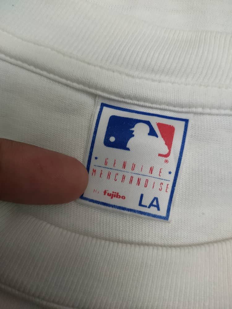MLB 90s Vintage MLB La Dodgers T Size US M / EU 48-50 / 2 - 2 Thumbnail