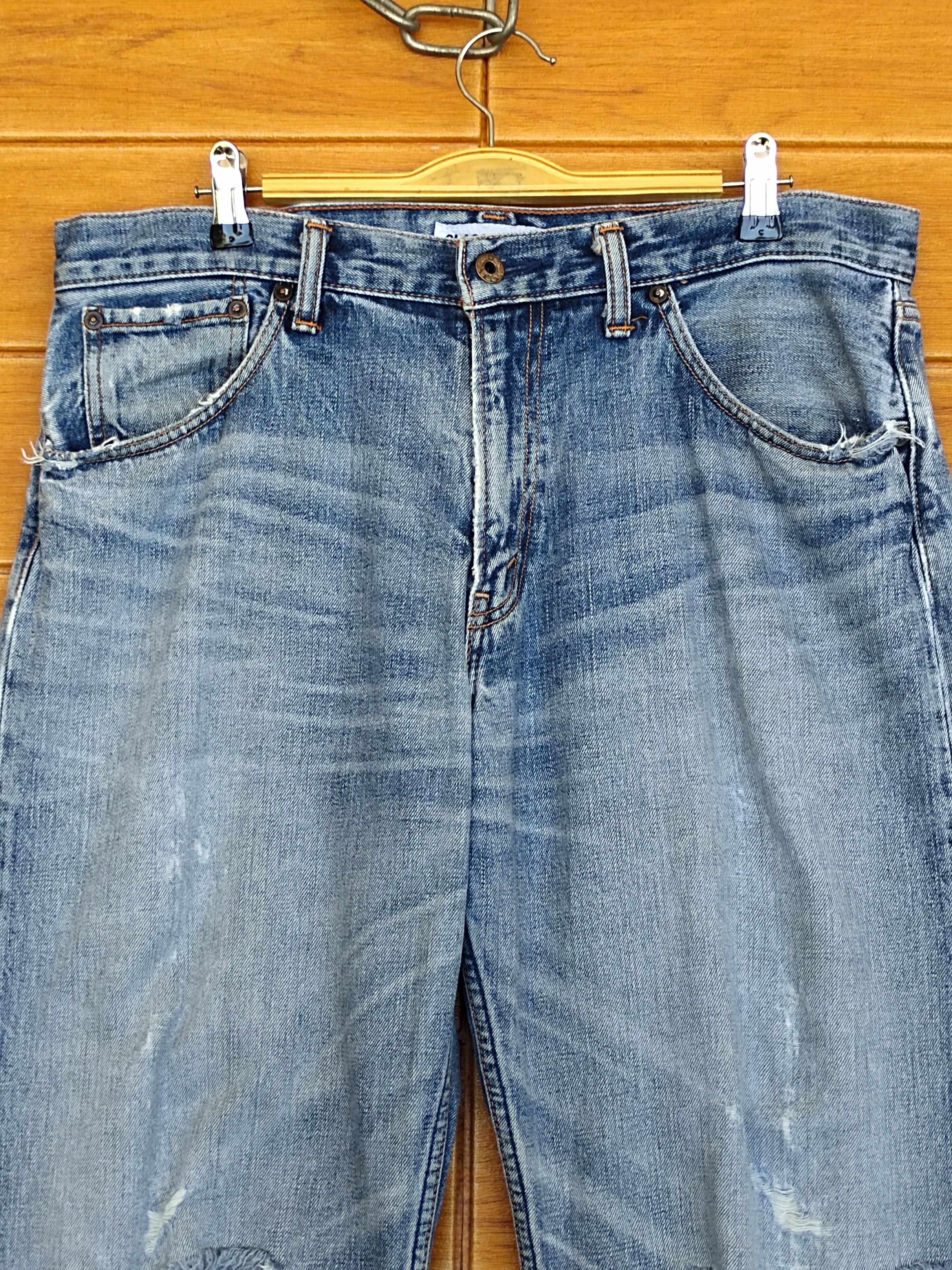 Levi's 1990s Levi's 504 Destroy Crash Distressed Denim Jeans Size US 34 / EU 50 - 2 Thumbnail