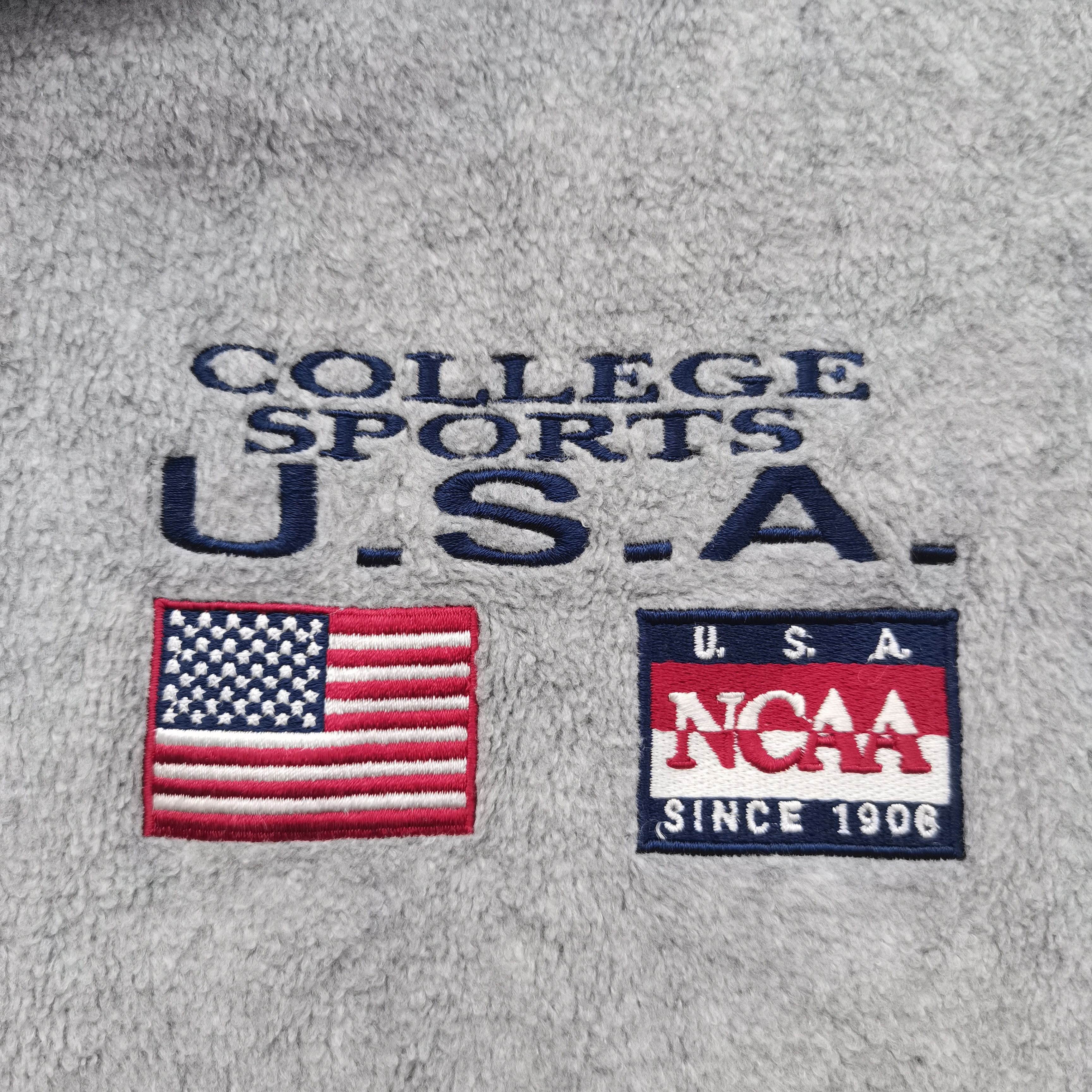 NCAA × Vintage NCAA COLLEGE SPORT U. S. A Fleece Jacket Size US M / EU 48-50 / 2 - 9 Thumbnail