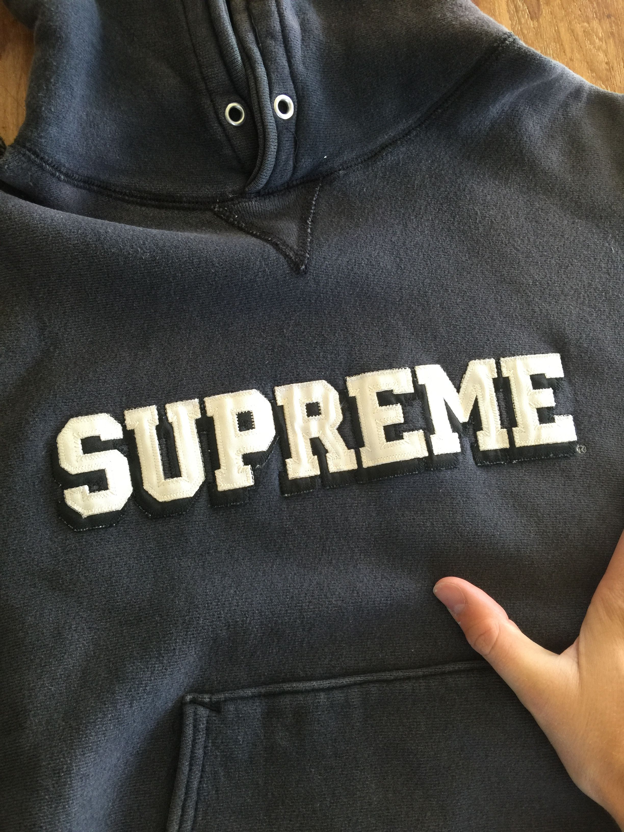 Supreme Supreme 1997 Original Logo Hoodie Size US M / EU 48-50 / 2 - 4 Thumbnail