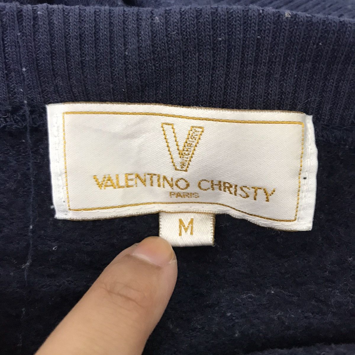 Vintage Vintage VALENTINO CHRISTY SPORT Paris Navy Sweatshirt Size US M / EU 48-50 / 2 - 4 Thumbnail