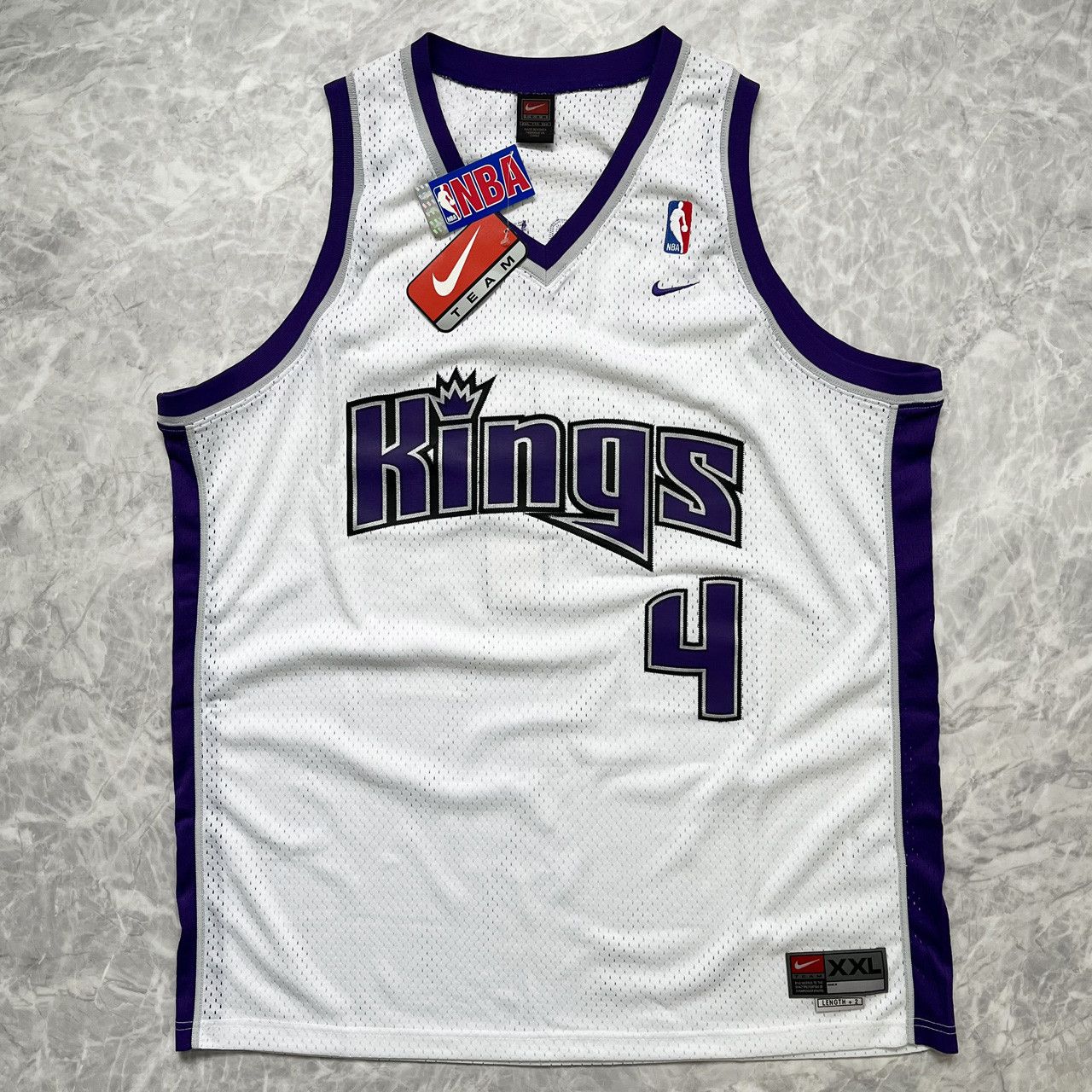 VTG 00s NBA SACRAMENTO KINGS CHRIS WEBBER SWINGMAN JERSEY