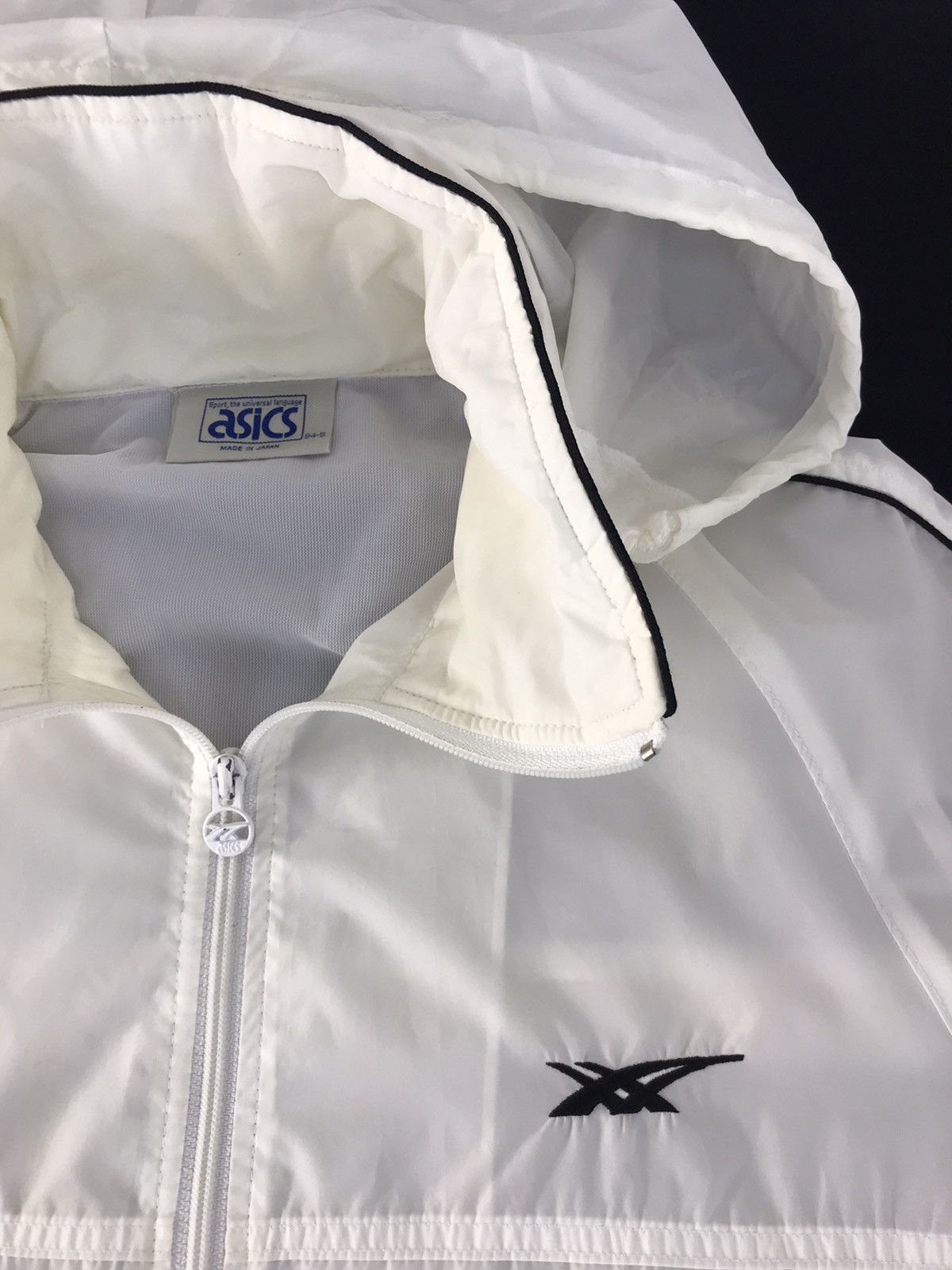 Asics × Vintage Vintage Jacket Windbreaker Asics Sportwear Zipper Hoodie Size US L / EU 52-54 / 3 - 4 Thumbnail