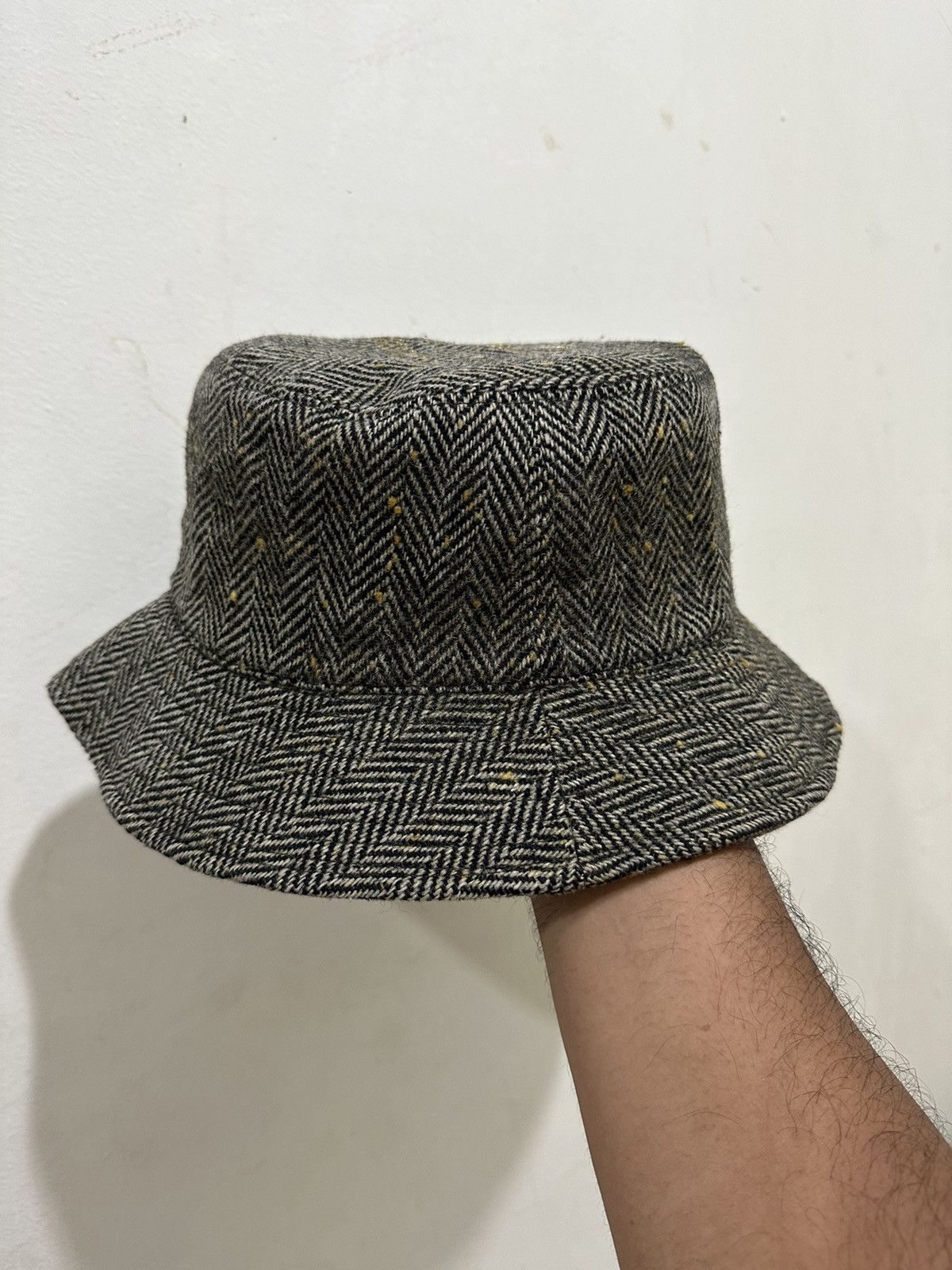 Moschino VTG Moschino Bucket Hat Size ONE SIZE - 1 Thumbnail