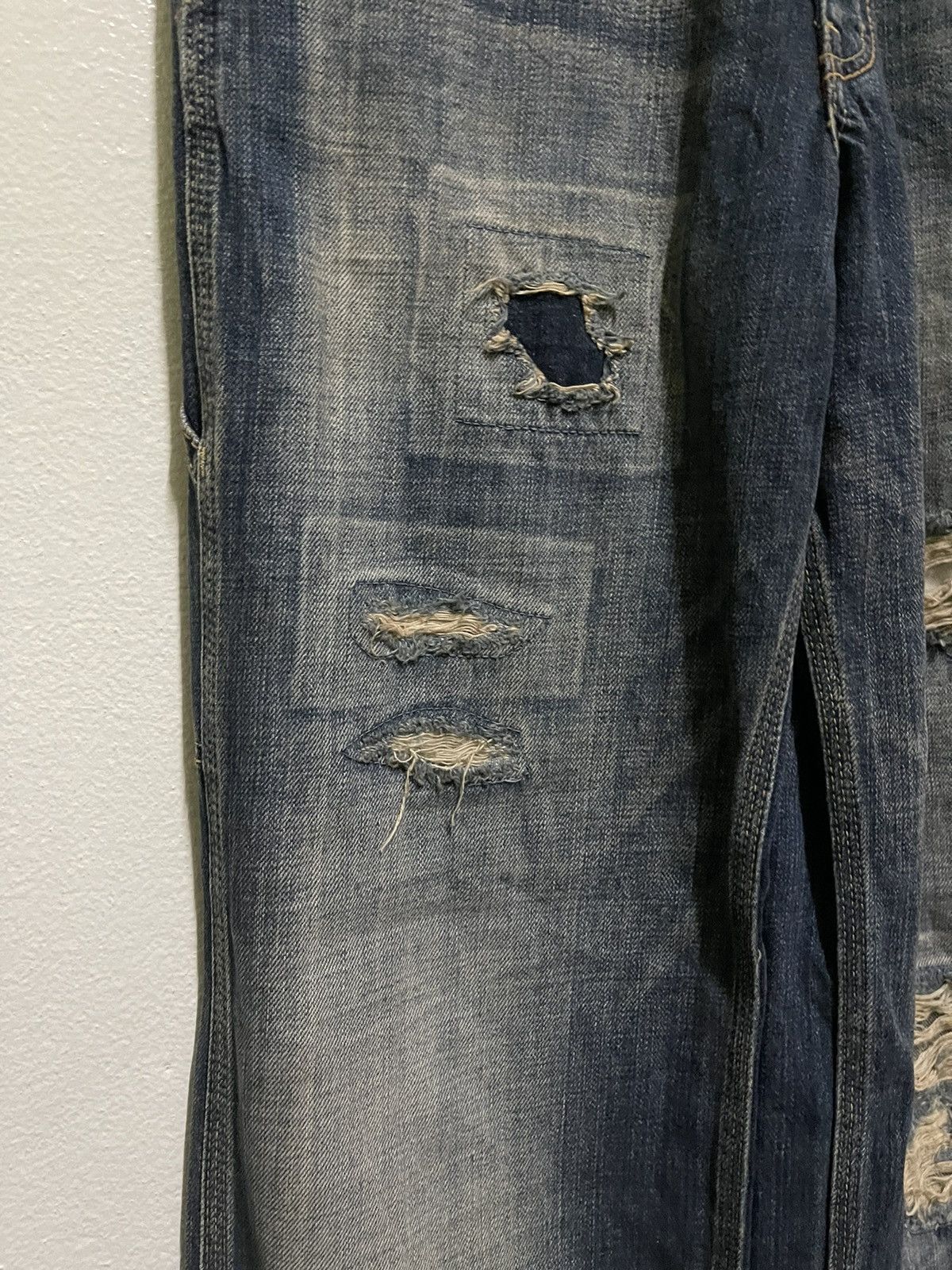 Japanese Brand Vanquish Overall Distressed Size US 32 / EU 48 - 4 Thumbnail
