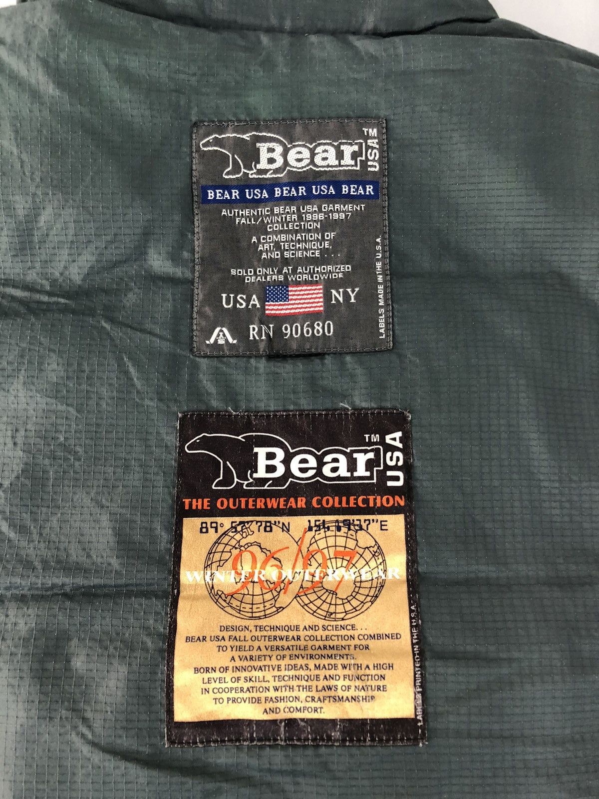Vintage Bear USA Winter Outerwear Collection 96/97 Puffer Jacket Size US S / EU 44-46 / 1 - 9 Thumbnail