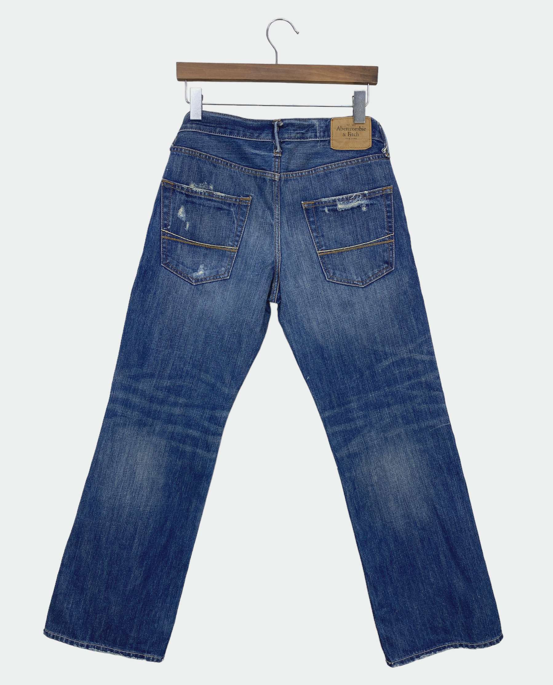 Abercrombie & Fitch Abercrombie and Fitch Jeans Distressed Jeans Size US 30 / EU 46 - 1 Thumbnail