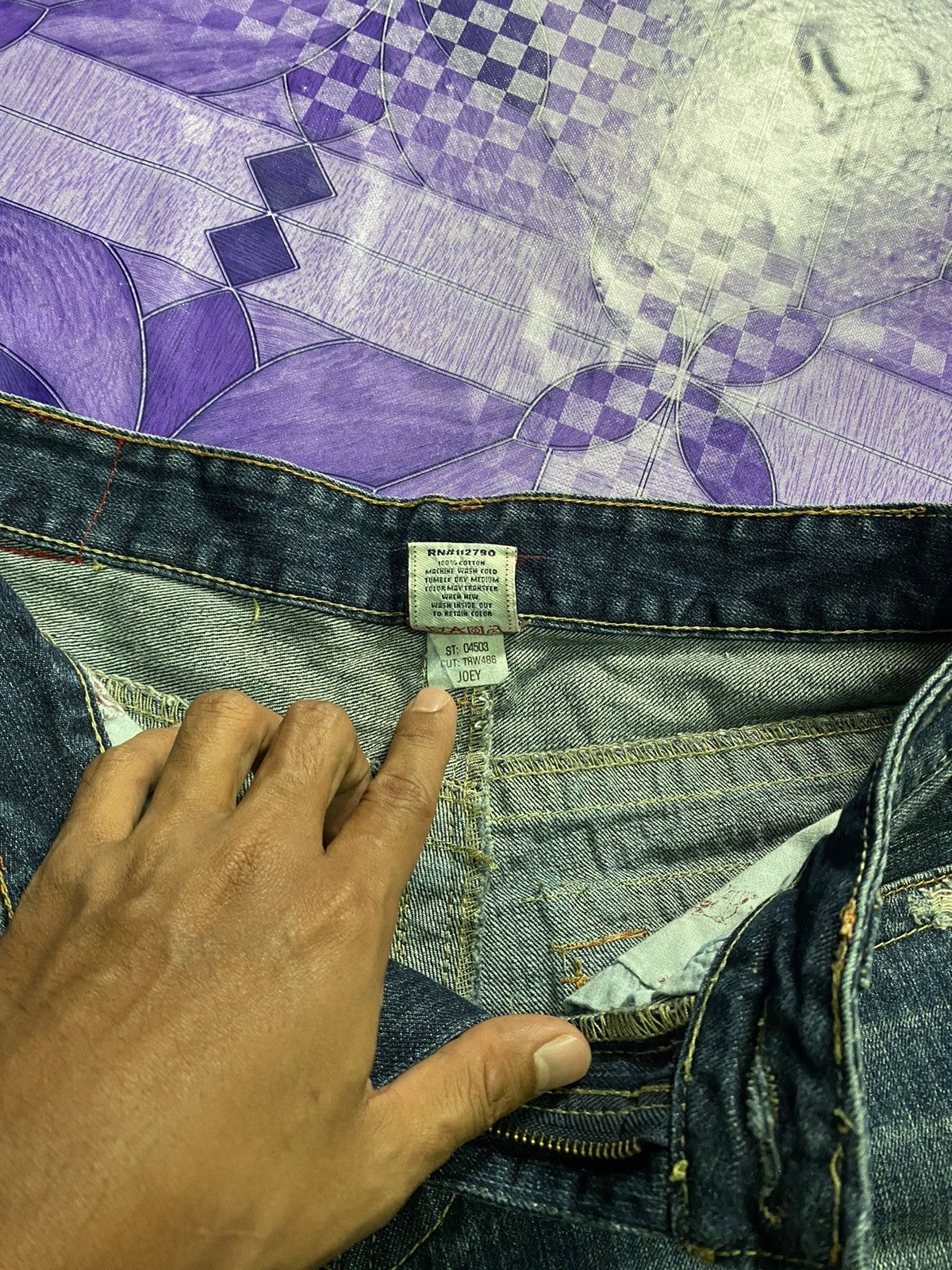 Hysteric Glamour Flared Jeans True Religion Swarovski Back Pocket Flare Jeans Size 29" - 7 Thumbnail